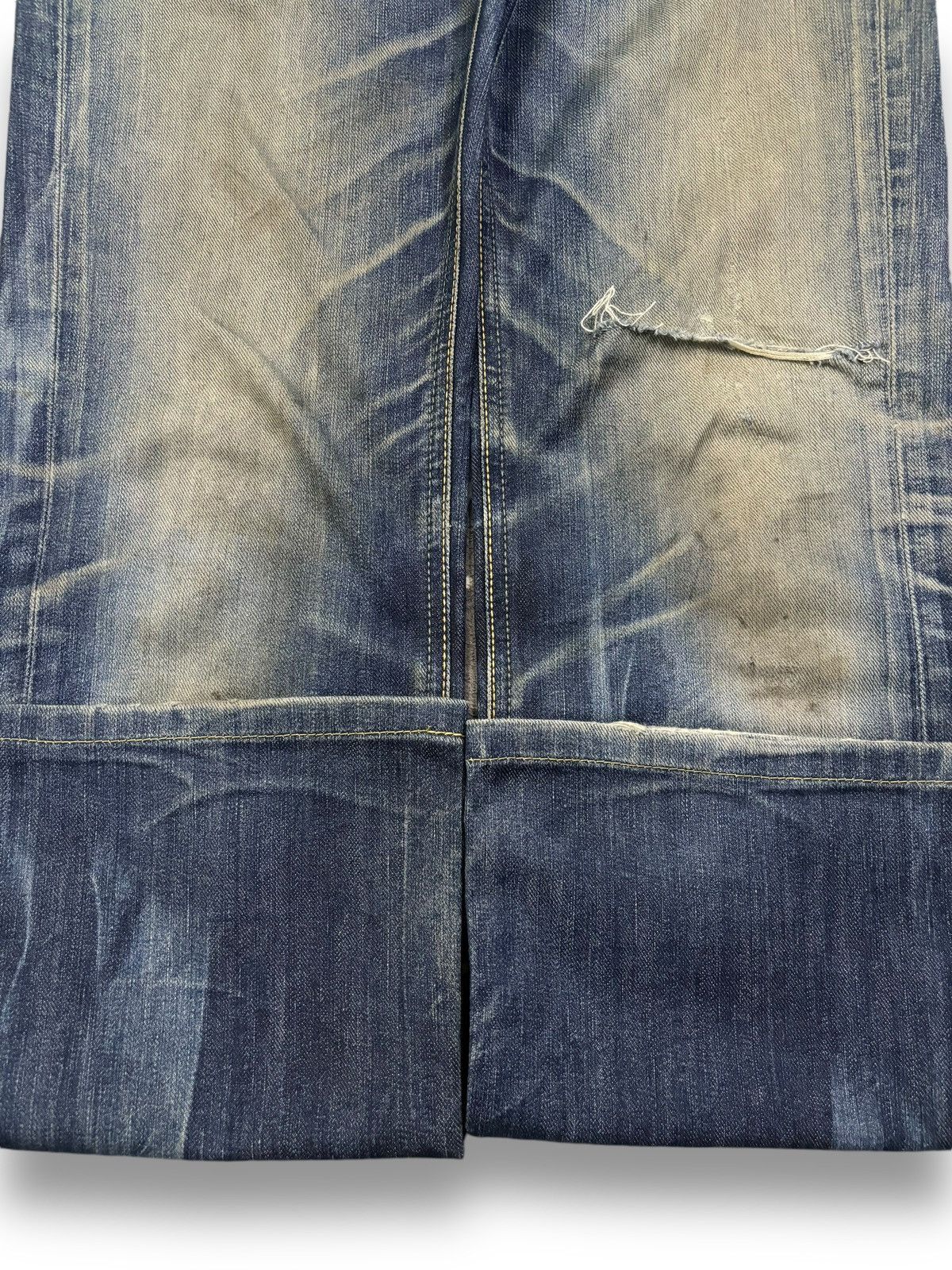 Lee Vintage 90s Lee Riders Mud Wash Flare Distressed Jeans Size US 30 / EU 46 - 8 Thumbnail