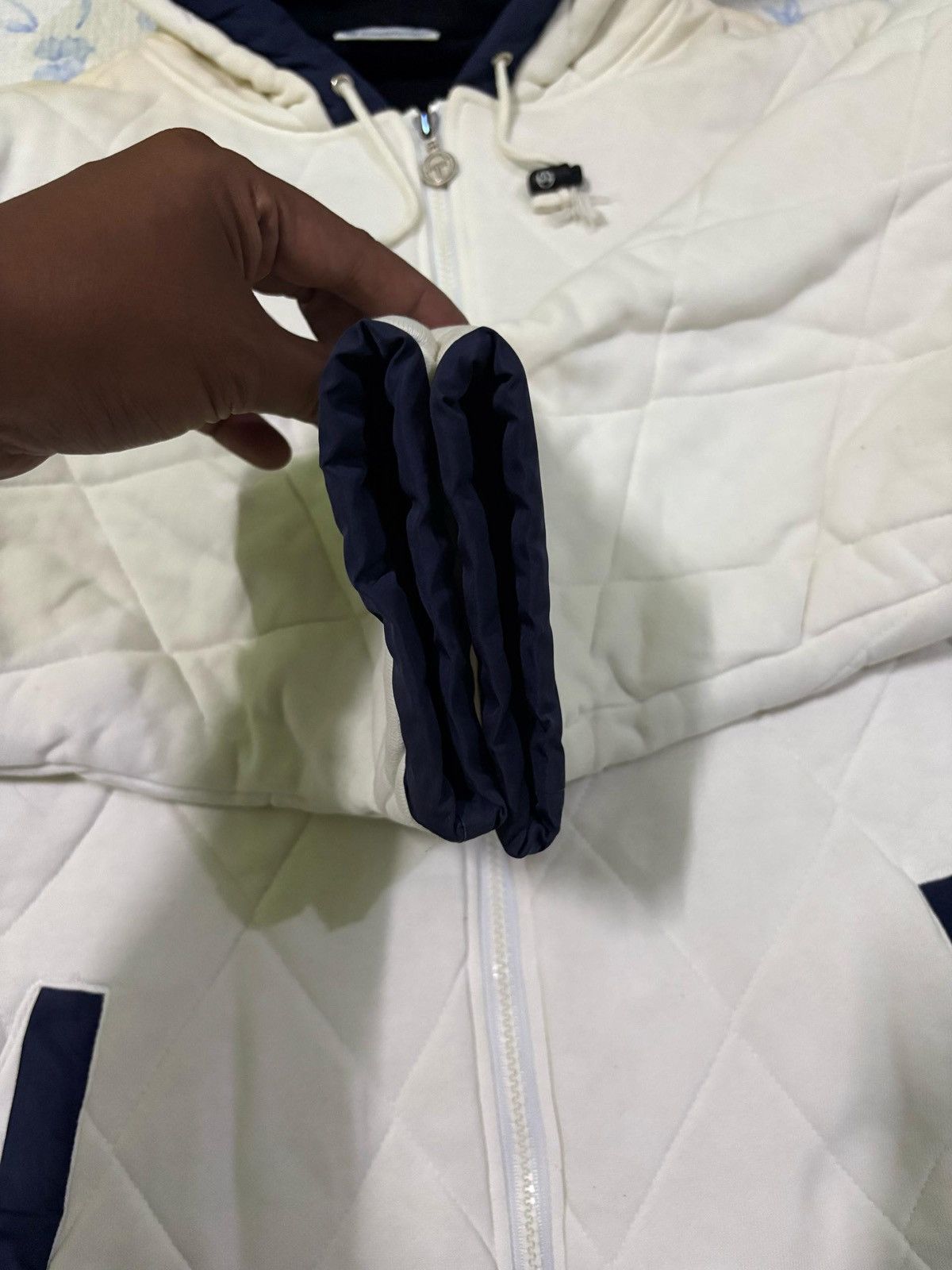 Sergio Tacchini Vintage Sergio Tacchini Quilted Jacket Embroidery Logo Size US M / EU 48-50 / 2 - 11 Thumbnail