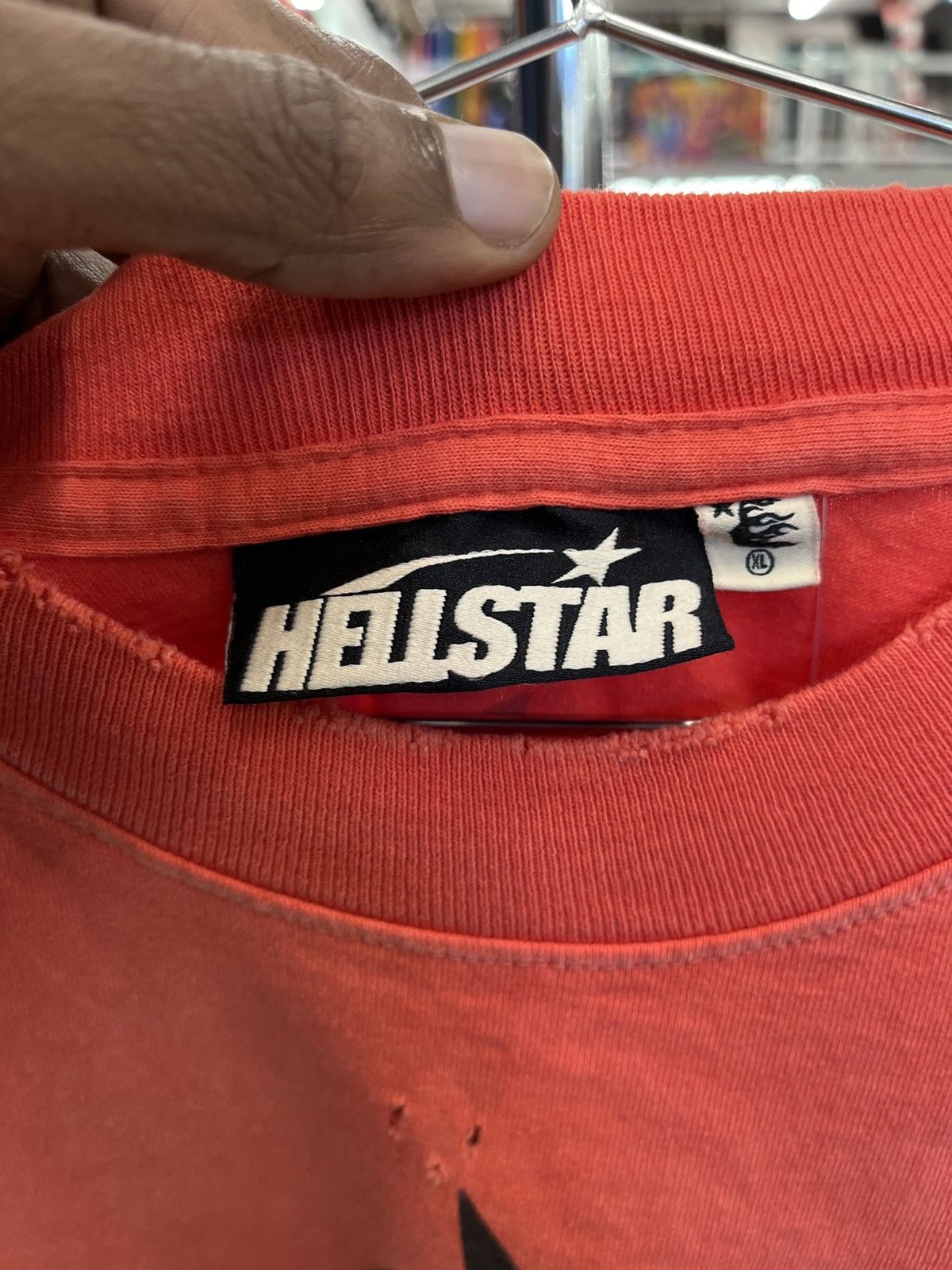 HELLSTAR Red Crack Print T Shirt Size US XL / EU 56 / 4 - 3 Thumbnail