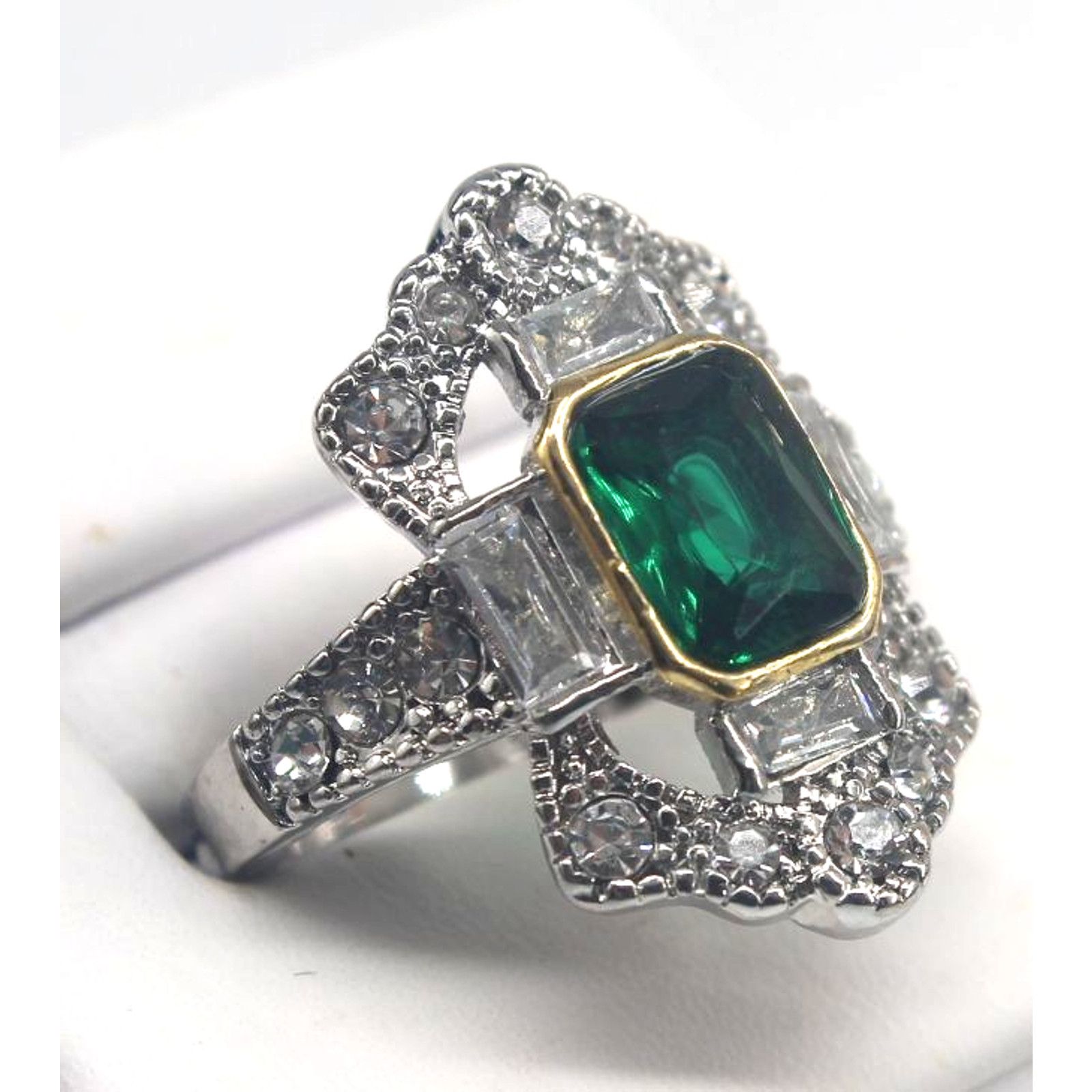 Other Elegant Faux Emerald Ring Round & Baguette Rhinestones •Sz 7 Size ONE SIZE - 2 Thumbnail