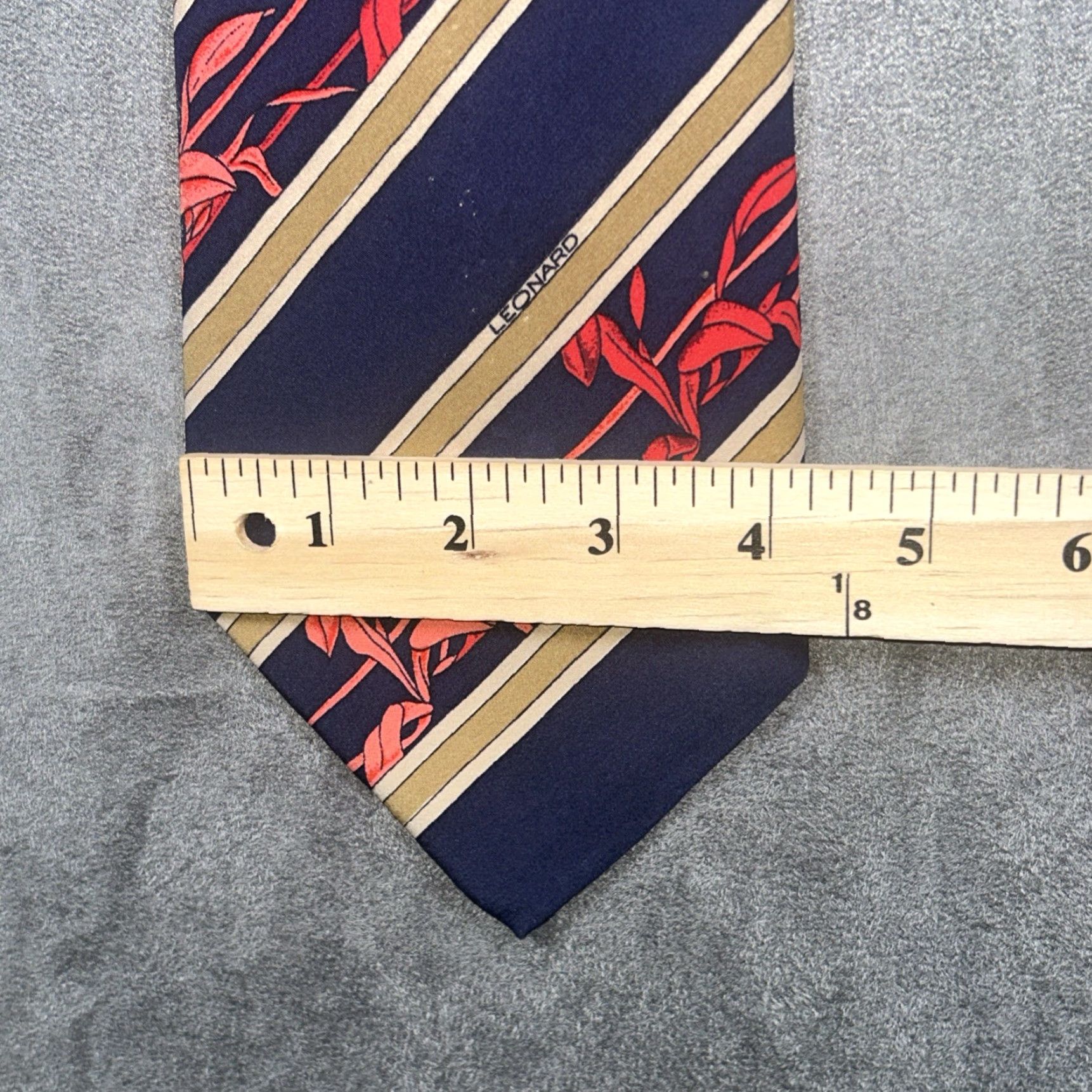 Vintage Leonard Paris Tie 100% Silk Blue Red Floral Neck Tie Italy Men's Classic 57"-60" Size ONE SIZE - 7 Thumbnail