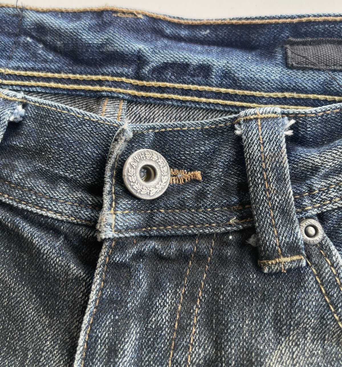 Vintage A.V.H Distressed Rusty Faded Studded Denim Size US 30 / EU 46 - 13 Thumbnail