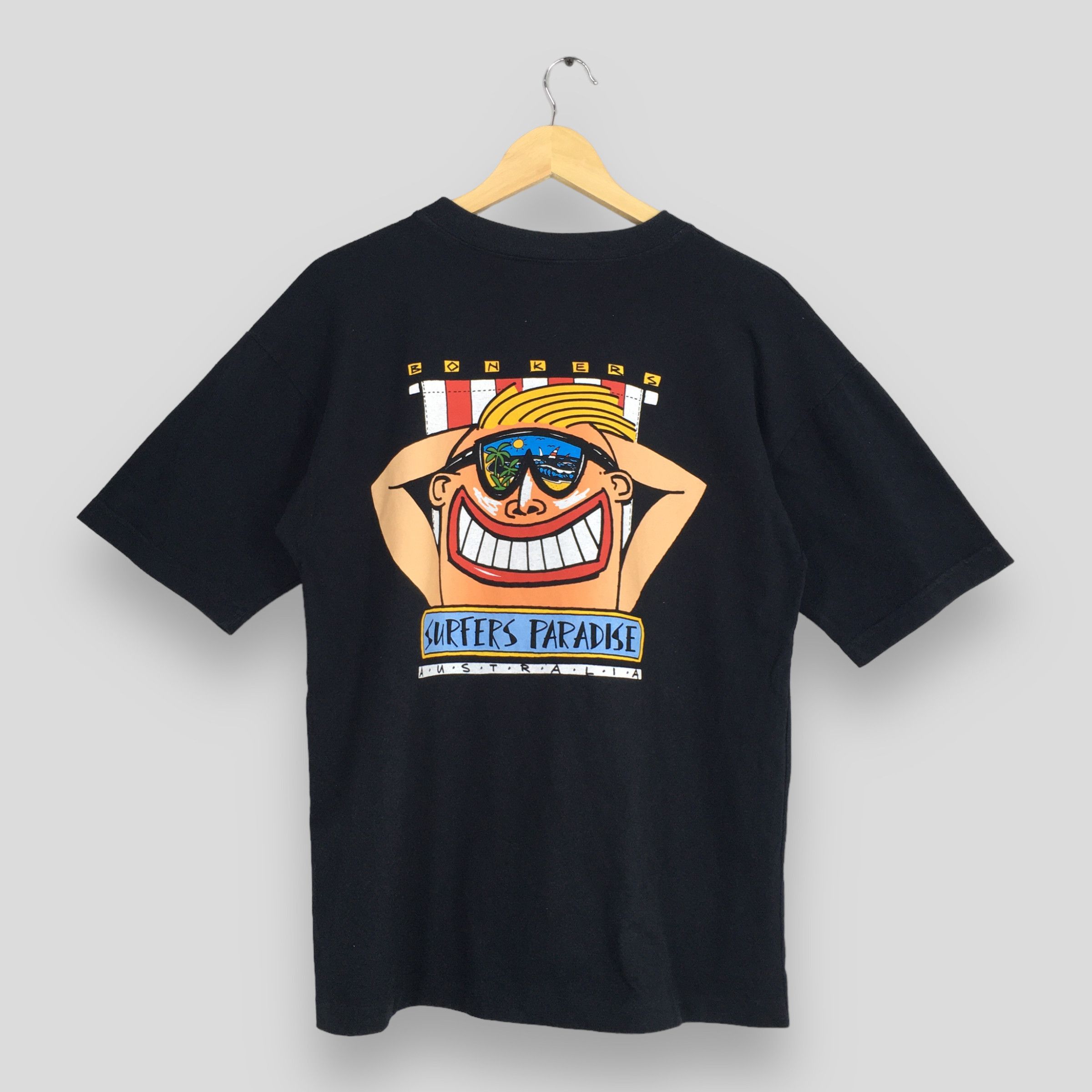 Other Vintage Bonkers Surfers Paradise Australia Black T shirt M Size US M / EU 48-50 / 2 - 1 Thumbnail
