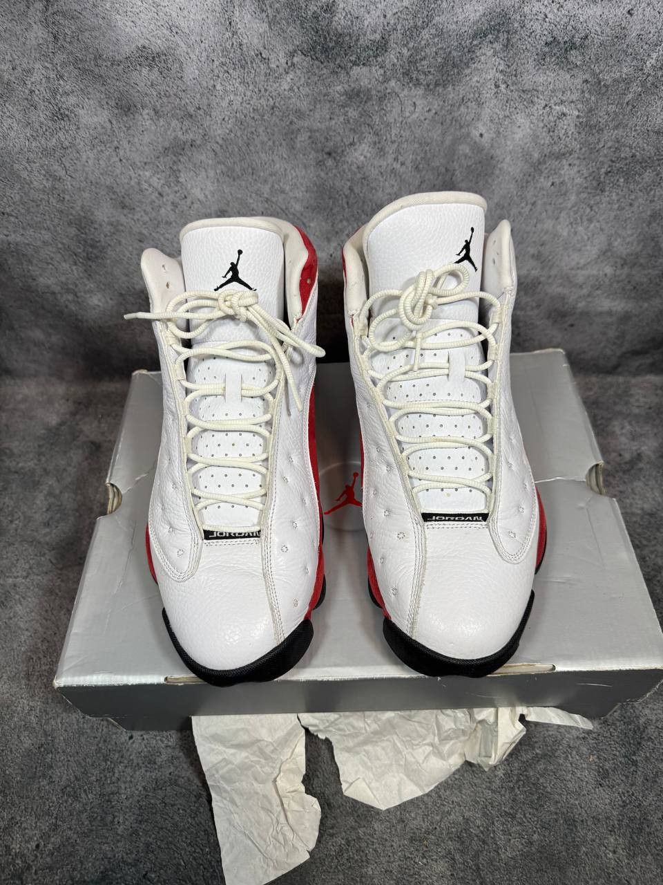 Jordan Brand Size 12 | Jordan 13 Chicago With Box | Pre-Owned Size US 12 / EU 45 - 2 Thumbnail