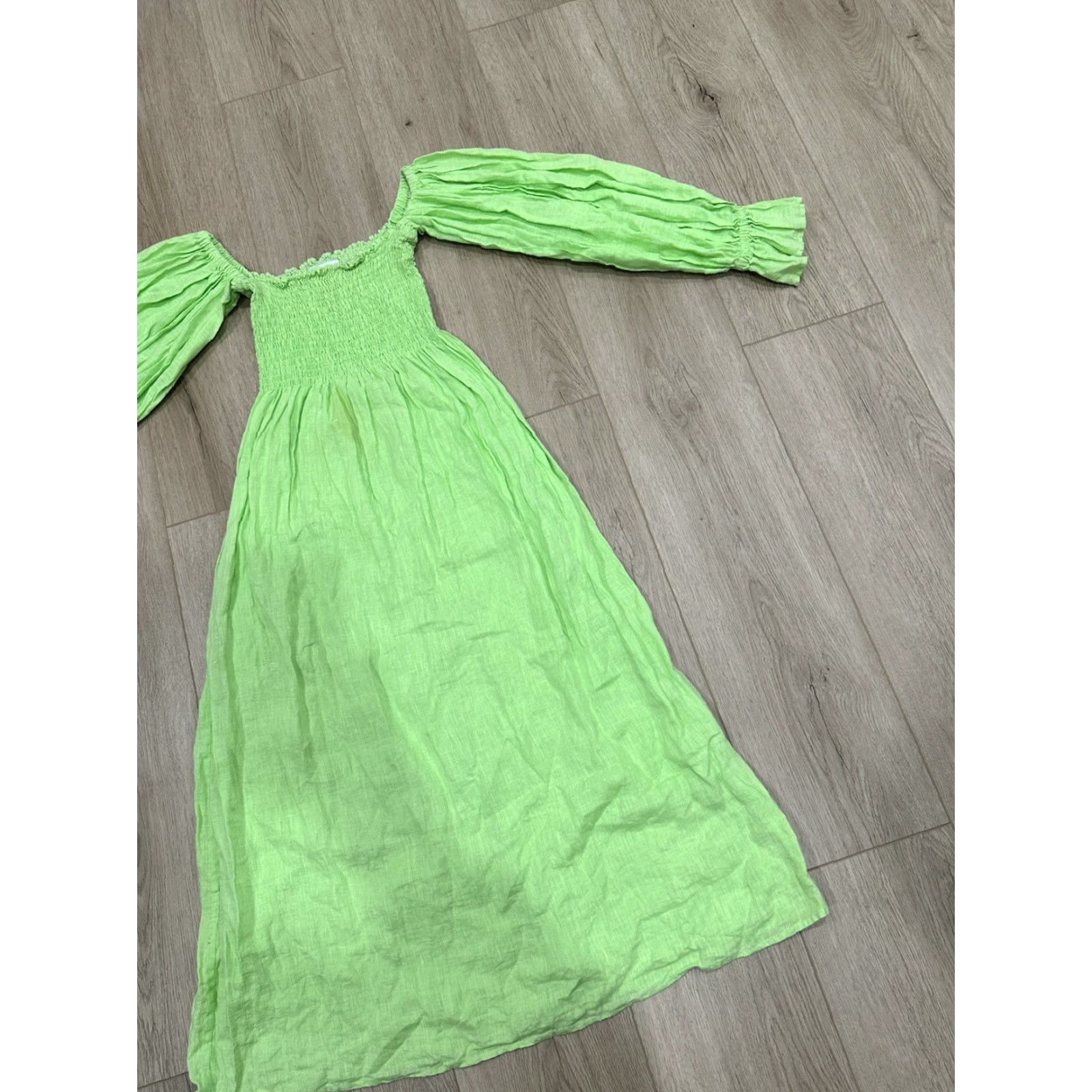Sleeper Sleeper Dress Womens S Green Linen Smocked Midi Off the Shoulder Sleeper Size S / US 4 / IT 40 - 2 Thumbnail