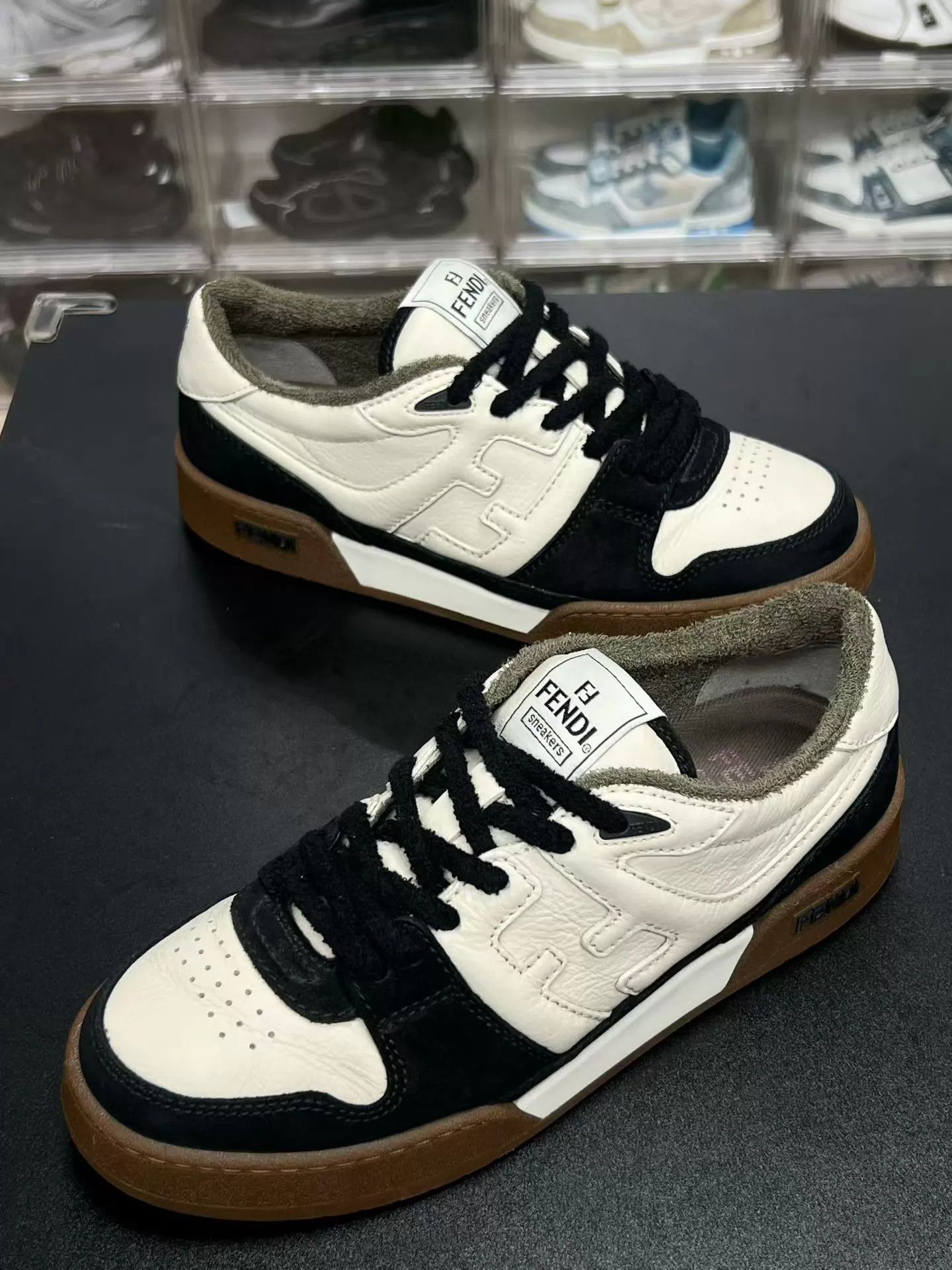 Fendi FENDI Match black and white colorblock size 40 Size US 7 / EU 40 - 1 Thumbnail