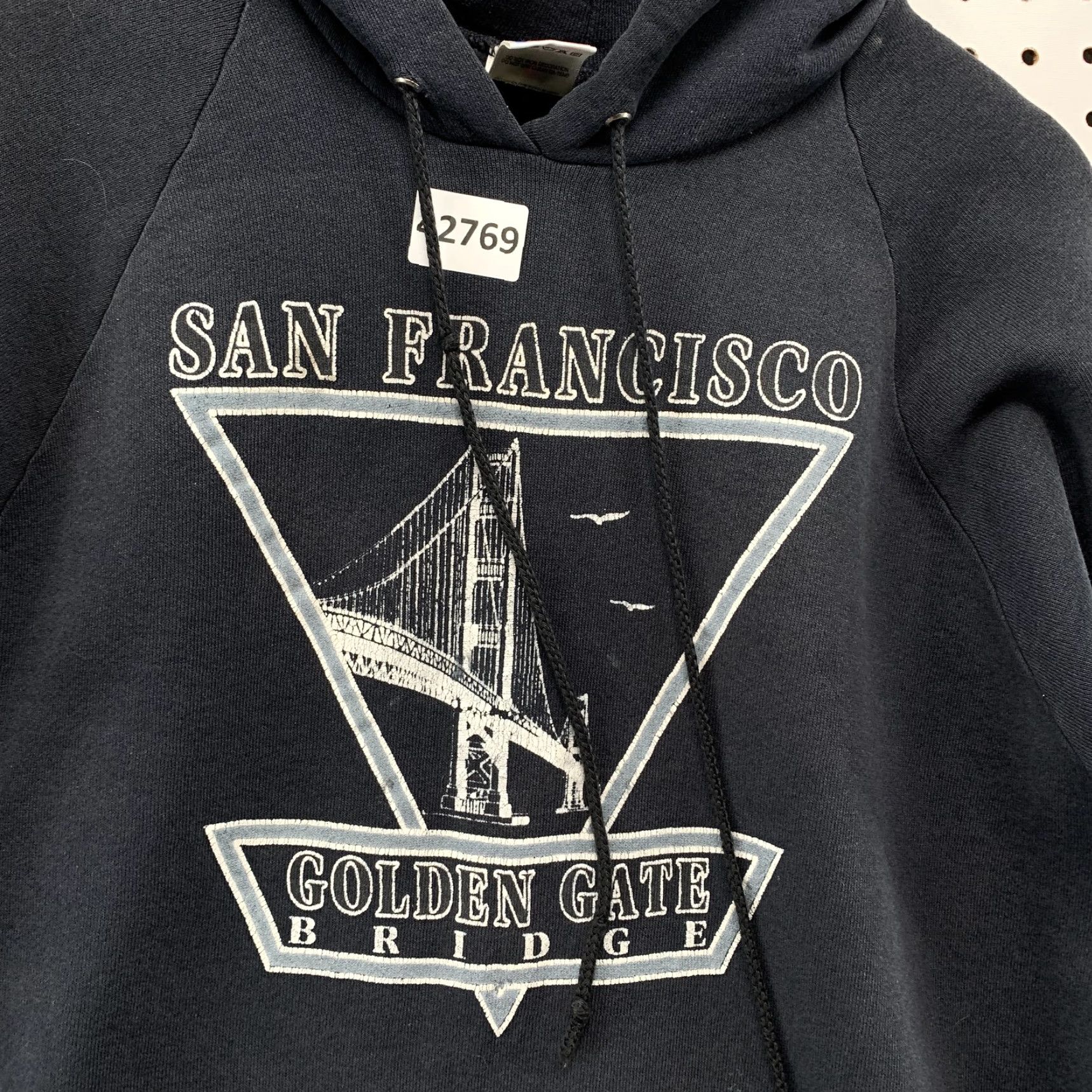 Fruit Of The Loom Vintage SAN FRANCISCO GOLDEN GATE BRIDGE Hoodie L Black USA Sweatshirt Size US L / EU 52-54 / 3 - 7 Thumbnail