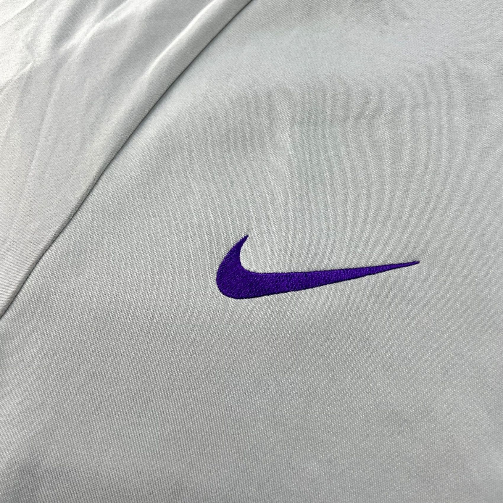 Nike Tottenharm 2018 2019 Drill Top 1/4 Zip Mens Medium Football Nike Training Gray Shirt Sports Football Nike Mens M Gray Size US M / EU 48-50 / 2 - 5 Thumbnail