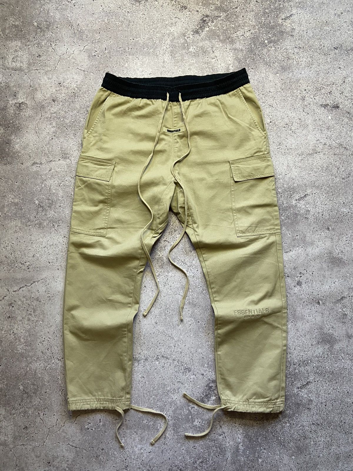 Essentials Fear Of God Essentials Cargo Pants Size US 34 / EU 50 - 1 Thumbnail