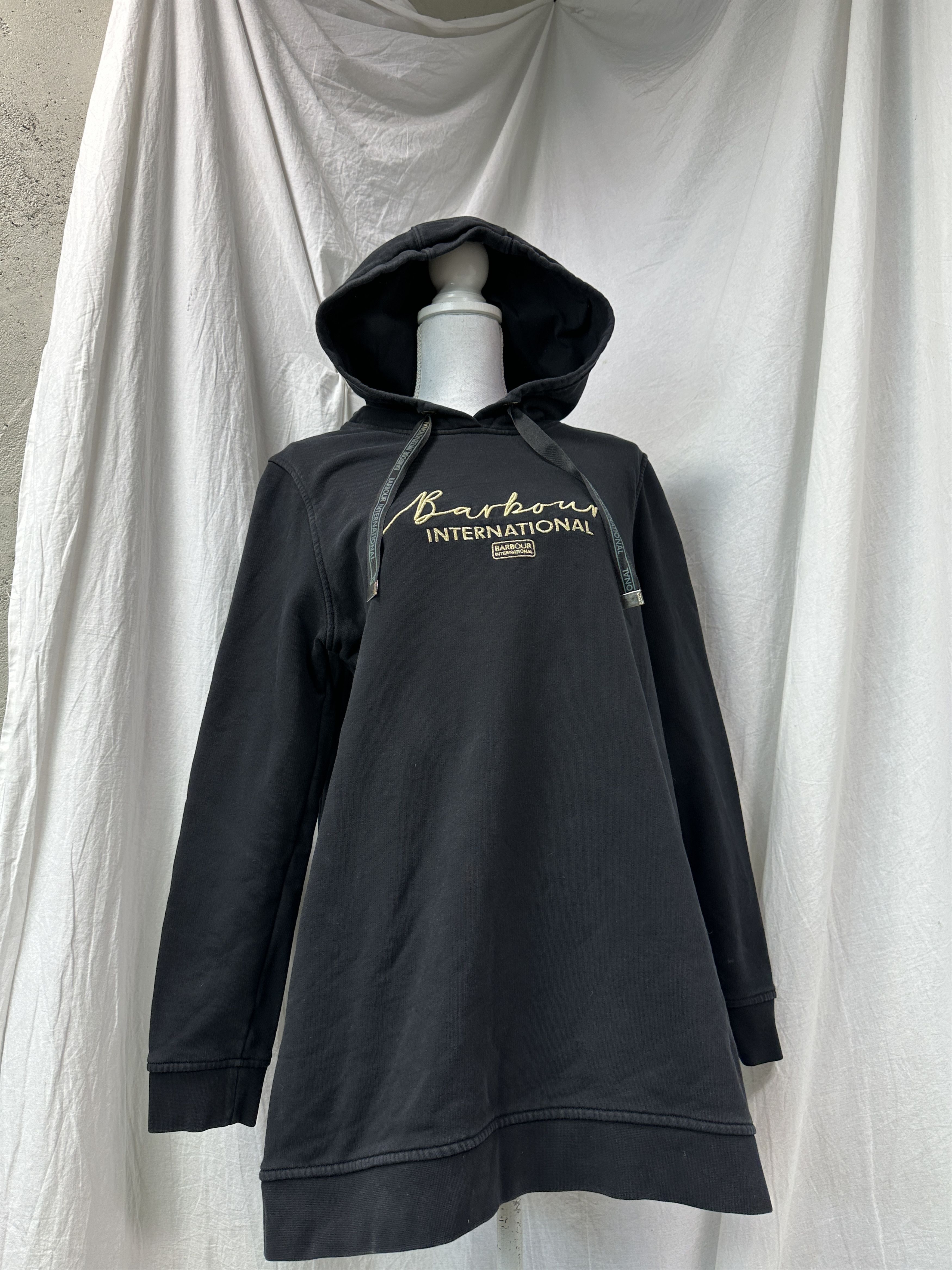 Burberry Vintage Streetwear Casual Burberry Hoodie / Dress Y2K Size M / US 6-8 / IT 42-44 - 1 Thumbnail