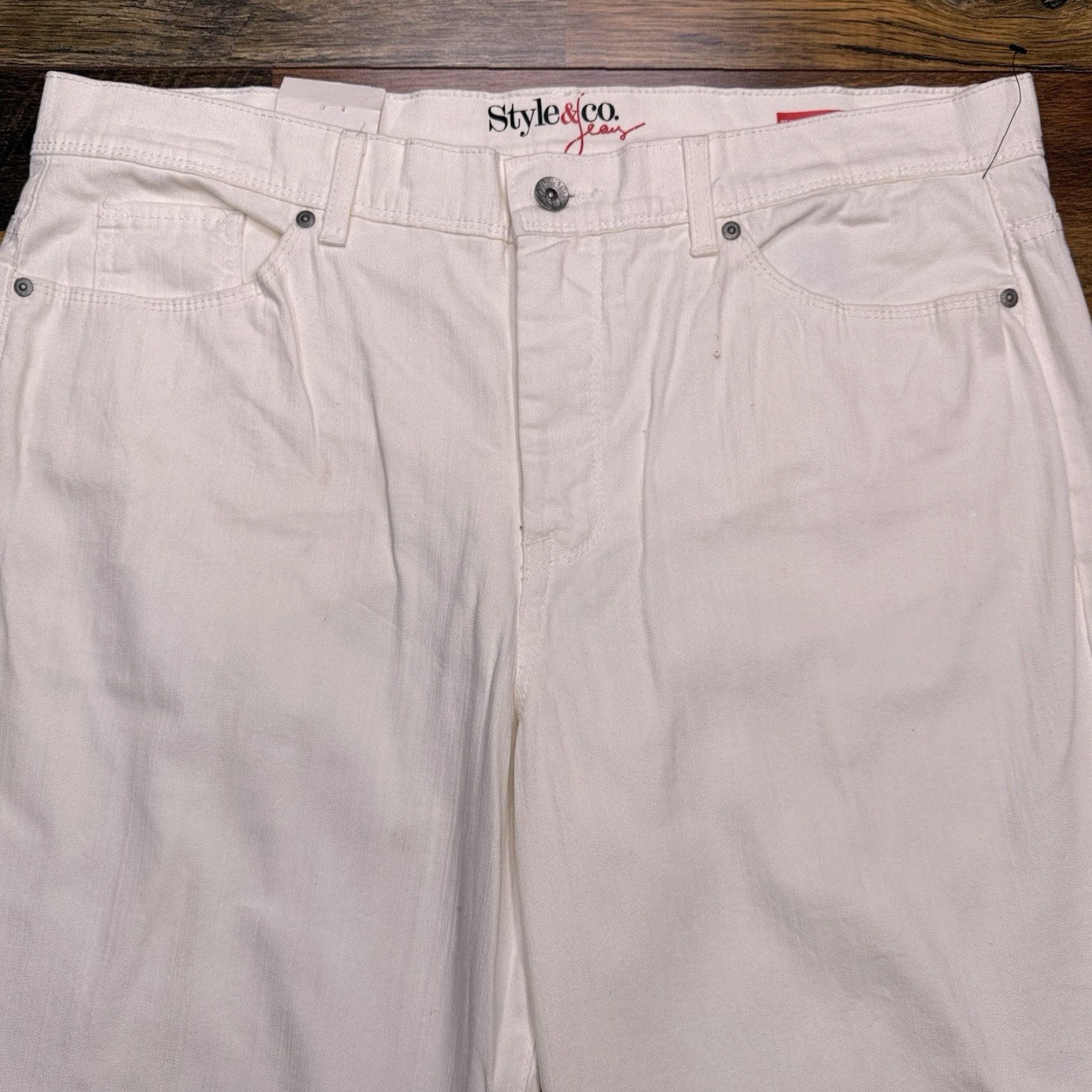Vintage Style&co Bootcut Jeans Womens 18 White High Rise Stretch Denim 5-Pocket Logo Zip Inseam 32.5in Regular Size 40" / US 18 - 3 Thumbnail