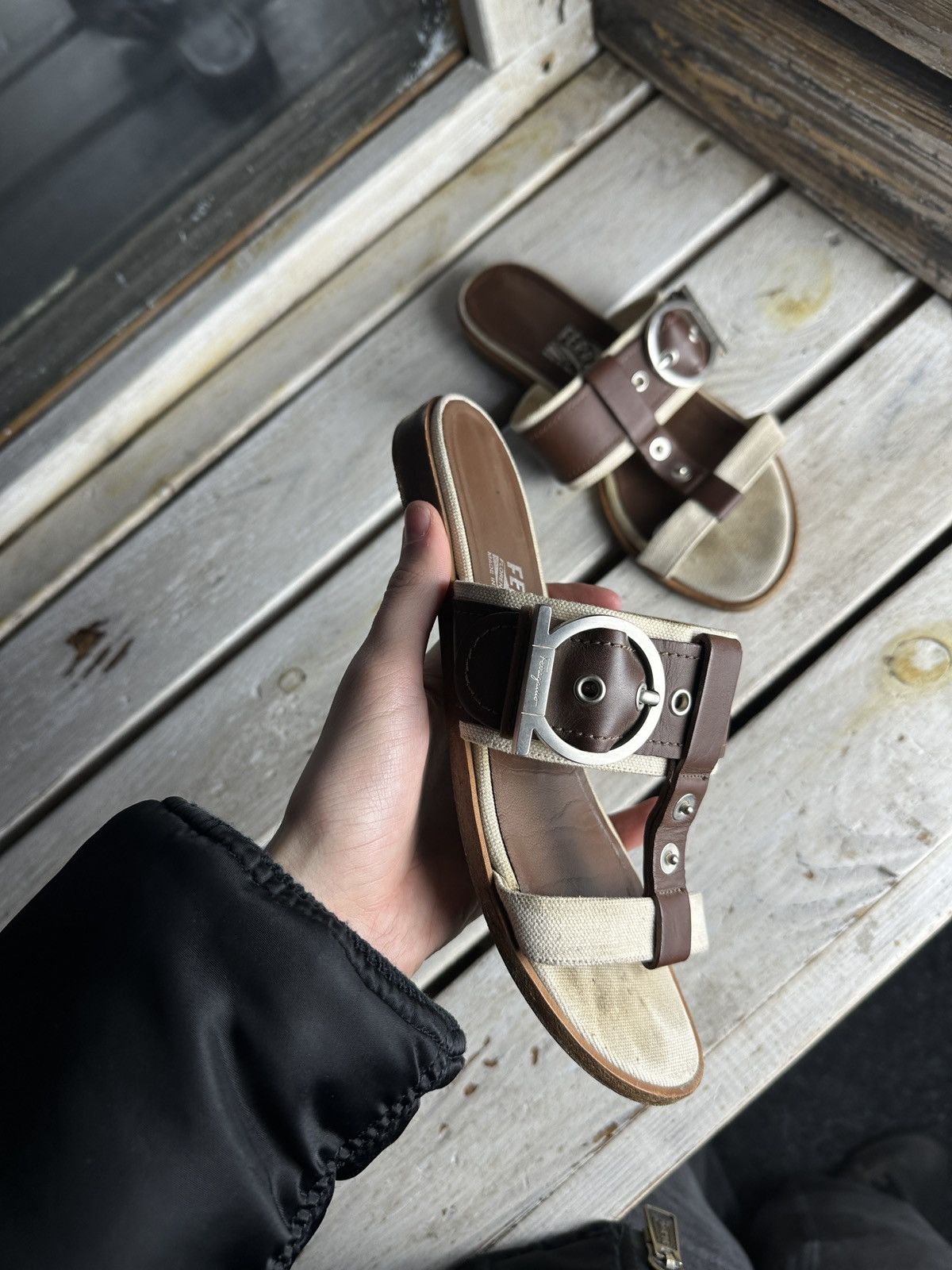 Salvatore Ferragamo RARE❗️Salvatore Ferragamo Women Shoes slides sandals Size US 7 / IT 37 - 2 Thumbnail