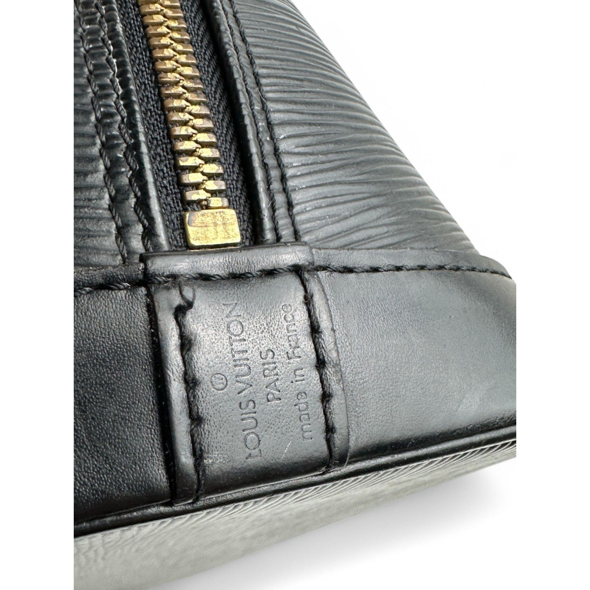 Louis Vuitton Louis Vuitton Alma Epi Black Leather Handbag Size ONE SIZE - 10 Thumbnail