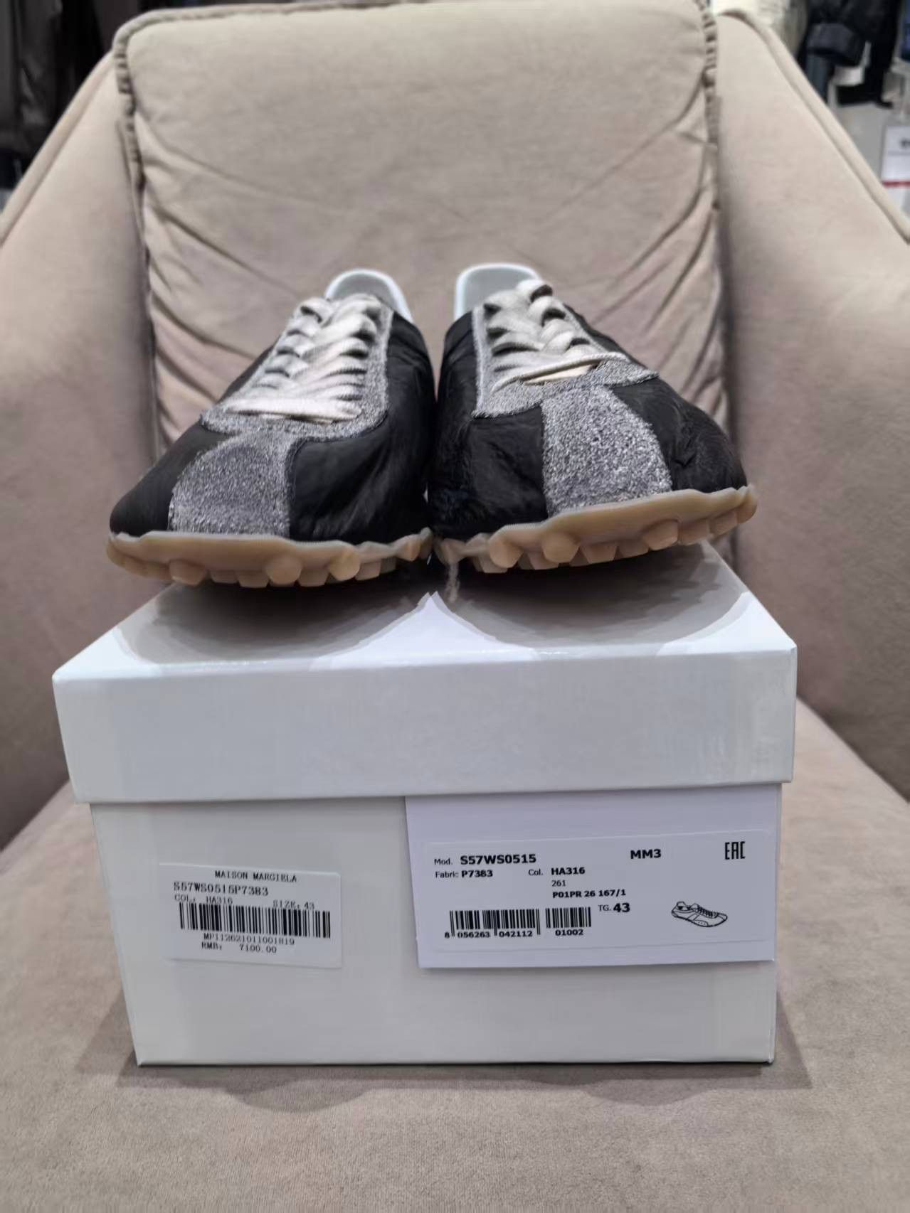 Maison Margiela NIB MM low-top sneakers - Black, 43 Maison Margiela Size US 10 / EU 43 - 9 Thumbnail