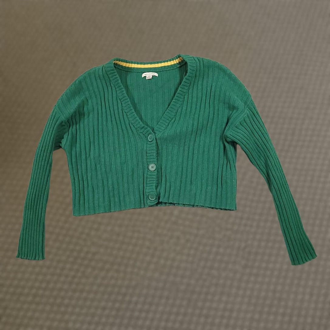 American Eagle Outfitters American Eagle Cardigan Women’s L Cropped Preppy Green Knit Long Sleeve V-Neck Size L / US 10 / IT 46 - 1 Thumbnail