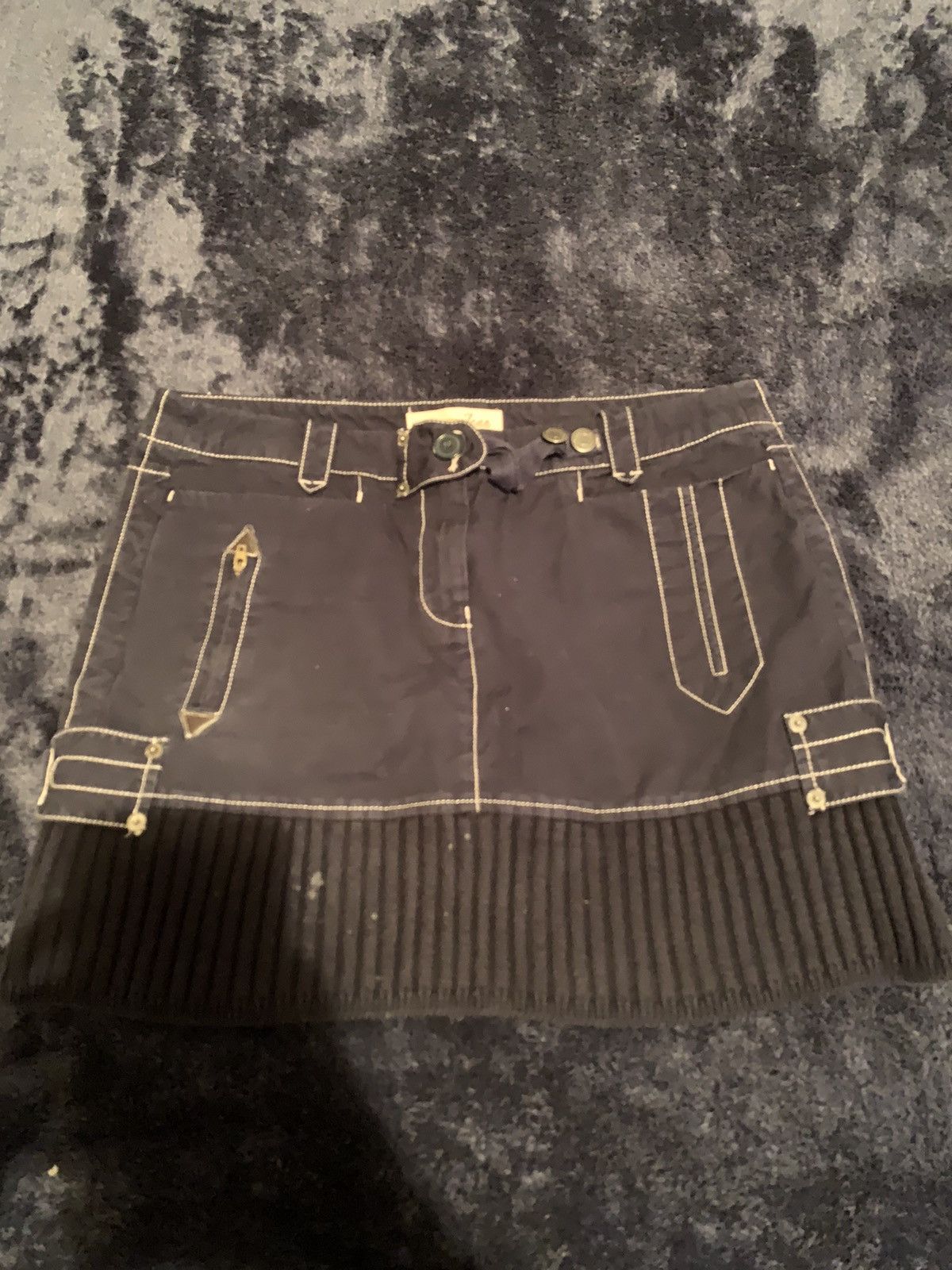 Vintage LondonJean Skirt Streetwear Fashion Vintage Party Rave 2000s Size 30" / US 8 / IT 44 - 1 Thumbnail