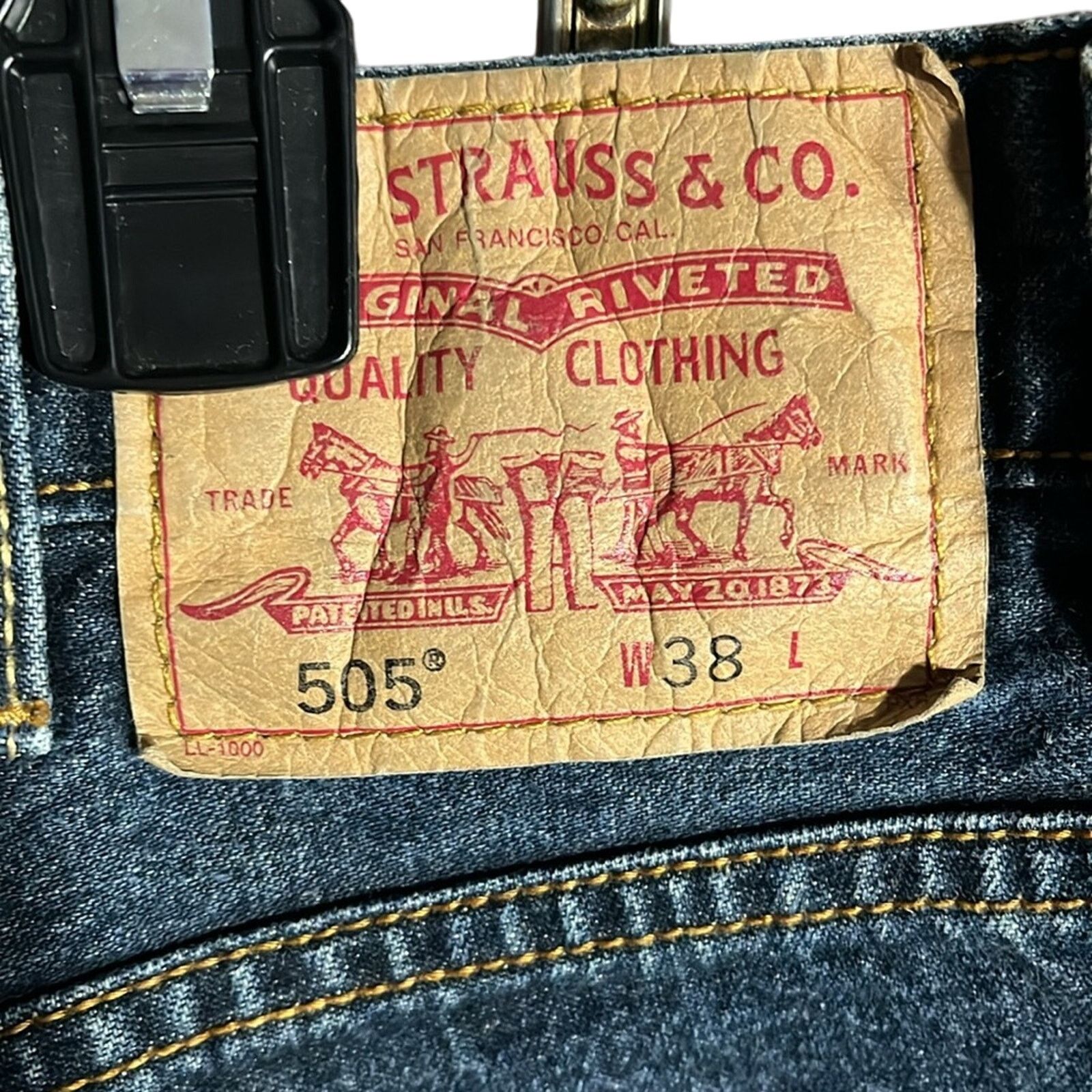 Levi's Levi’s 505 regulars fit denim jeans 38 waist Size US 38 / EU 54 - 4 Thumbnail