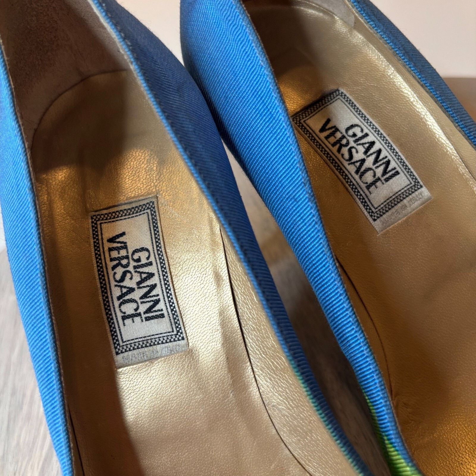 Versace Versace Vintage Tropical Pineapple Pumps Heels US Size 7.5 Size US 7.5 / IT 37.5 - 7 Thumbnail
