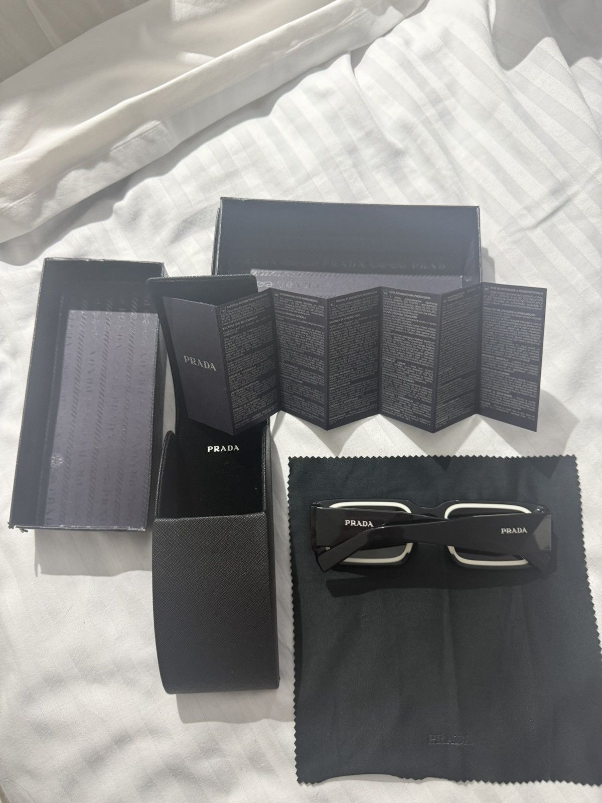 Prada Prada Sunglasses PR 06YS Size ONE SIZE - 13 Thumbnail