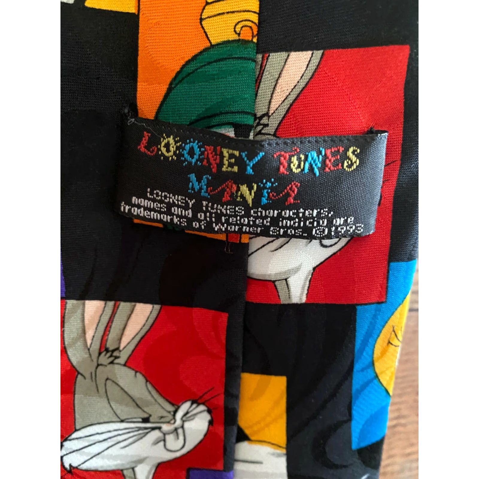 Vintage VINTAGE 1993 Looney Tunes Mania Mens Neck Tie Bugs Bunny Tweety Sylvester Road Runner Tie Black multi Size ONE SIZE - 3 Thumbnail