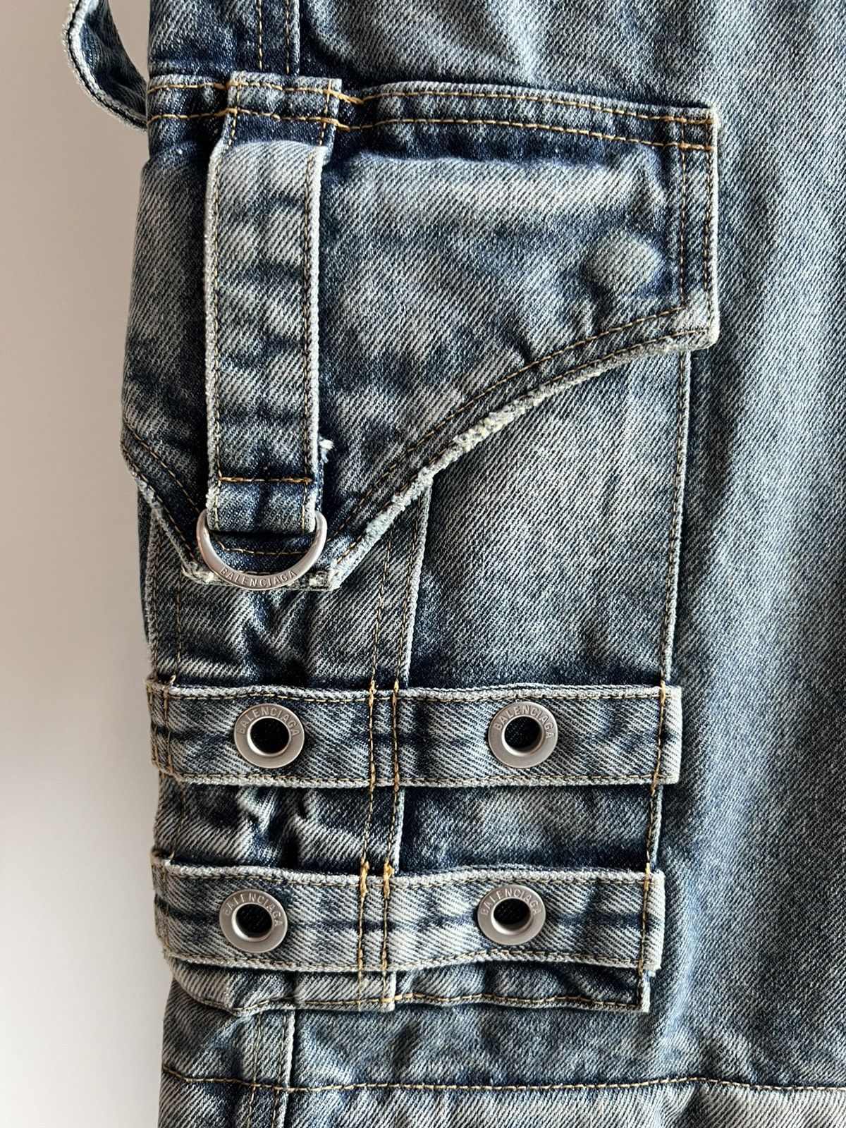 Balenciaga BALENCIAGA SPRING 22 ‘CLONES’ RAVER BAGGY DENIM PANTS Size US 33 - 17 Thumbnail