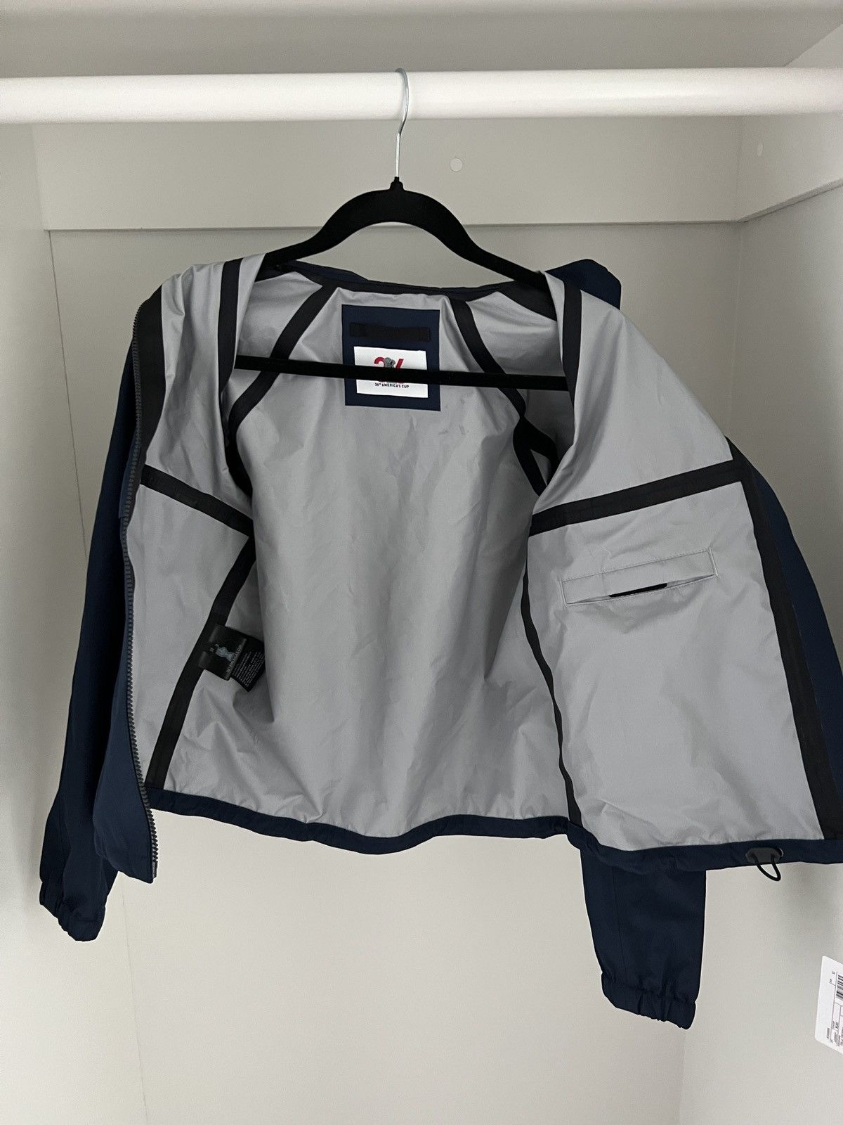Prada 🔥🔥 America’s Cup Prada Nylon Light Jacket Size US S / EU 44-46 / 1 - 3 Thumbnail