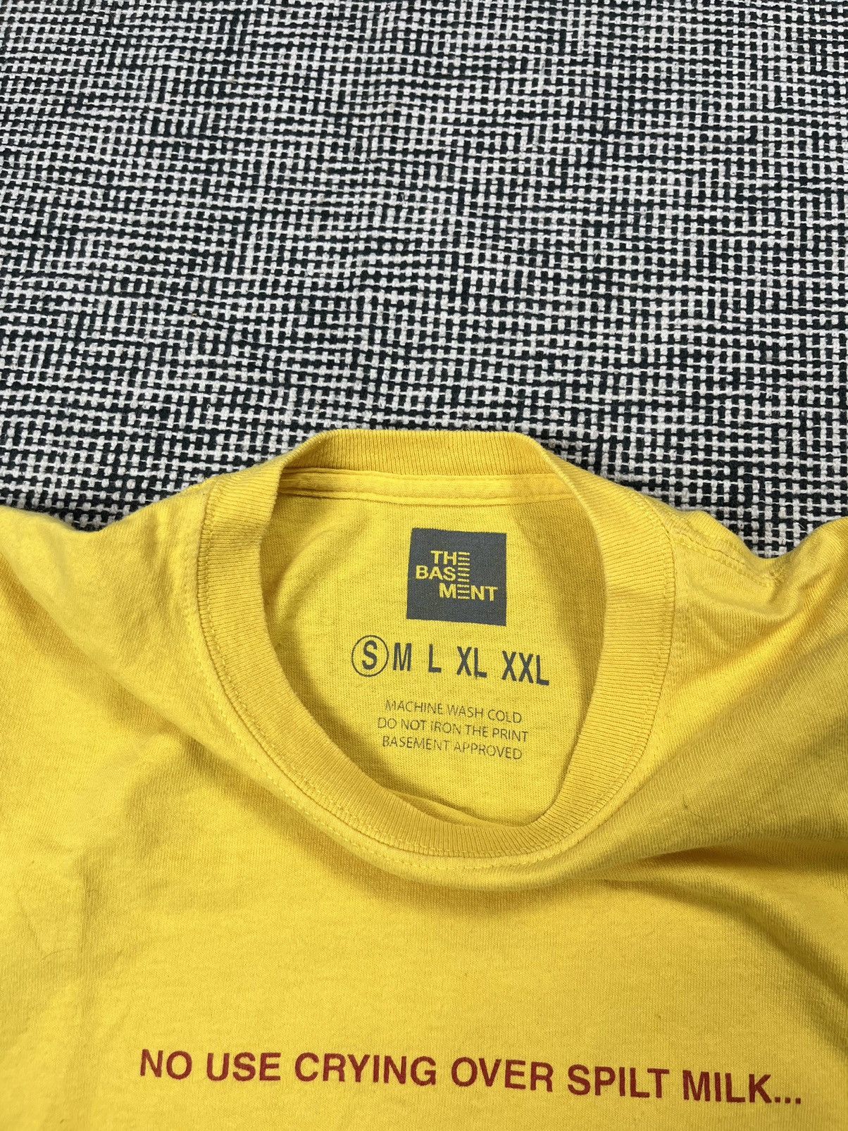 The Basement og streetwear hypebeast era the basement milk t-shirt Size US S / EU 44-46 / 1 - 4 Thumbnail