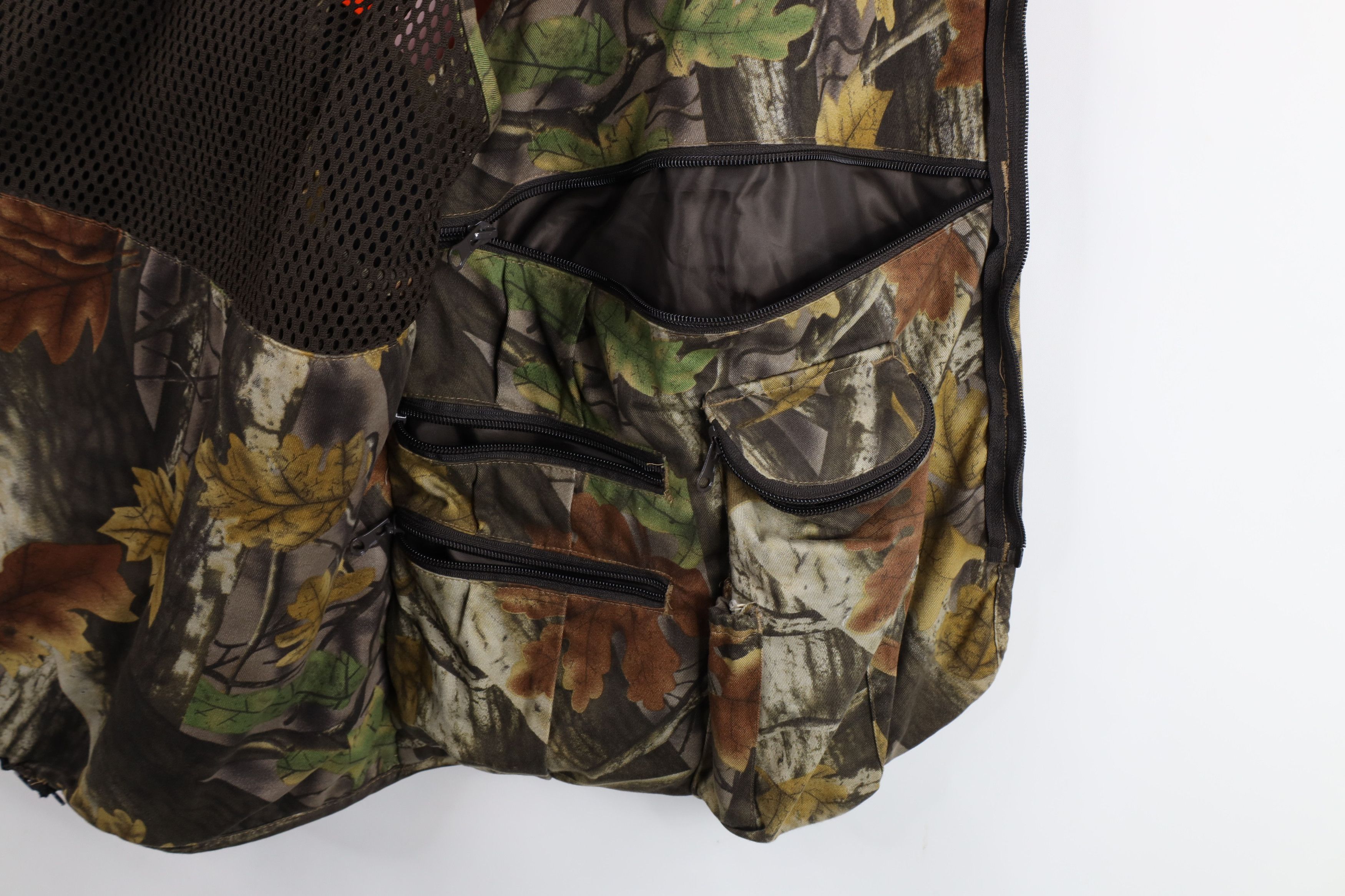 Vintage Vintage 90s Streetwear Camouflage Padded Hunting Vest Jacket Size US L / EU 52-54 / 3 - 11 Thumbnail