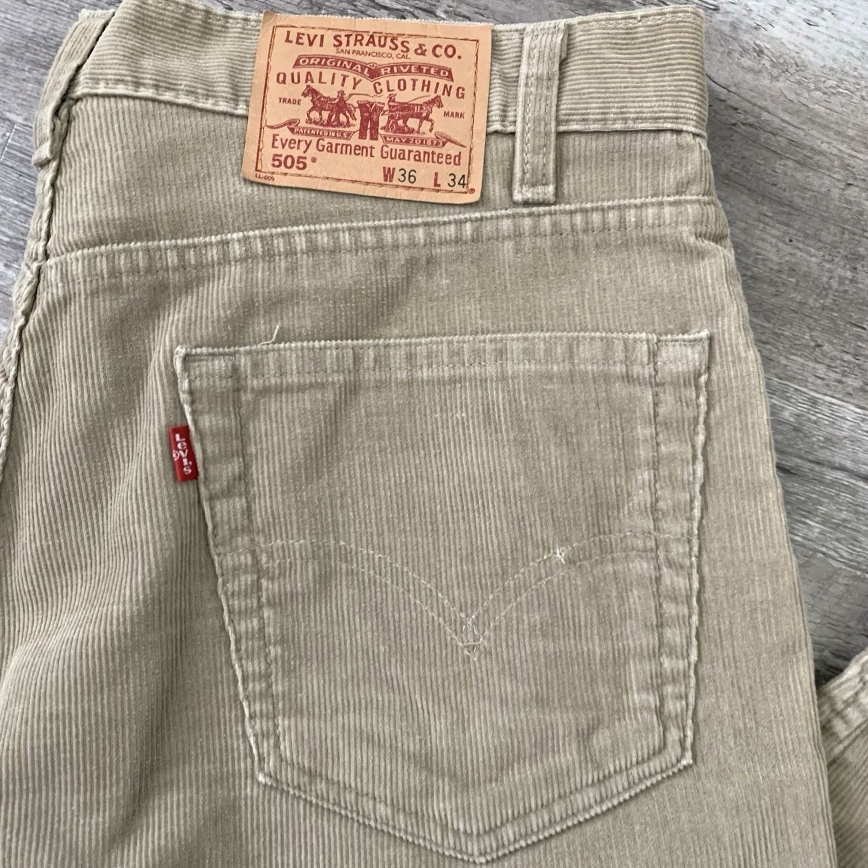 Levi's VINTAGE Levi’s 505 Pants Mens 36x29.5 Tan Regular Straight Leg 5-Pocket Corduroy Size US 36 / EU 52 - 7 Thumbnail