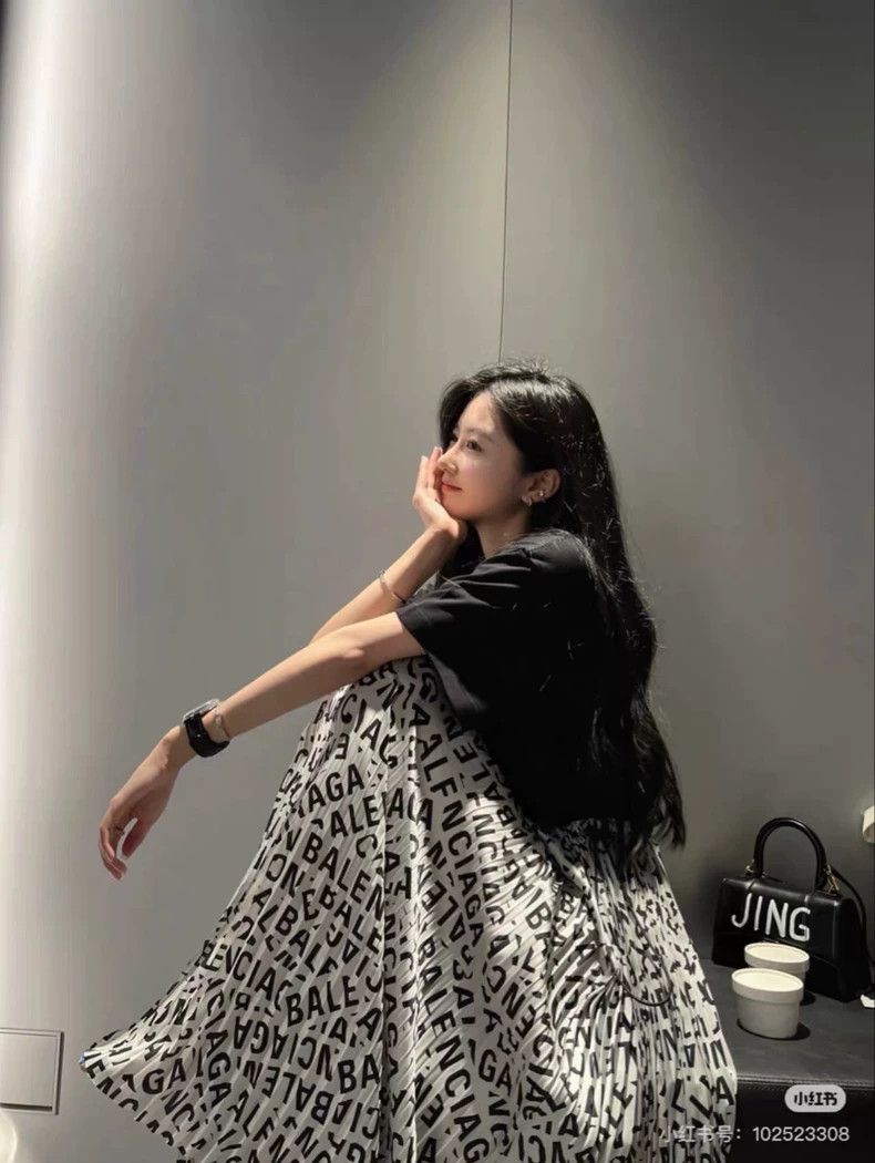 Balenciaga Balenciaga Full Logo pleated skirt Size 33" - 6 Thumbnail