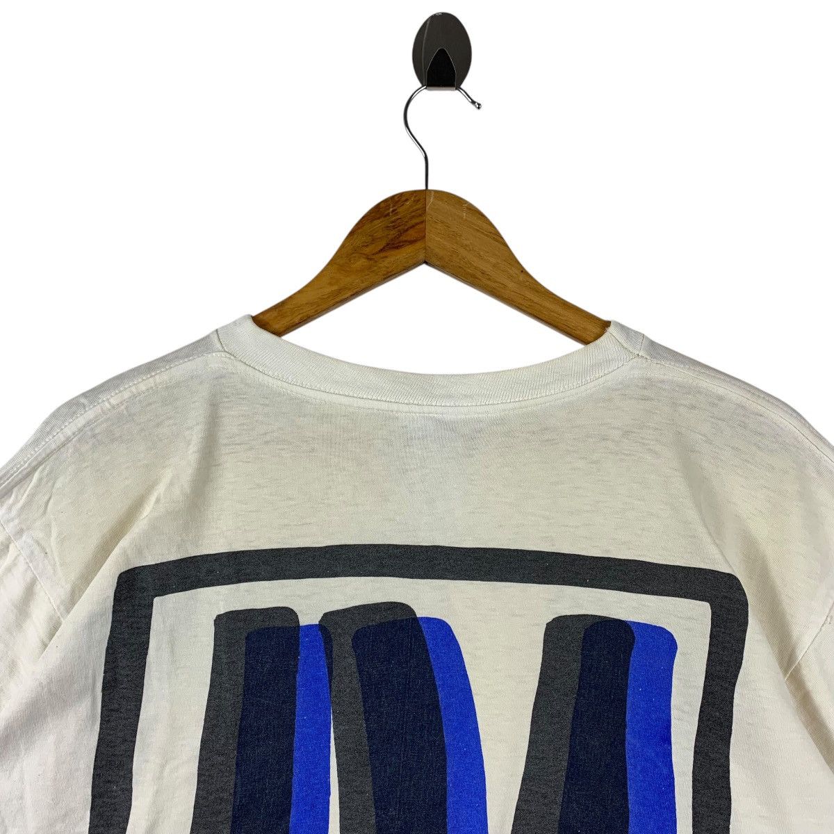 Other Vintage GRAVITY GRAPHICS Back hit art tee Size US L / EU 52-54 / 3 - 9 Thumbnail