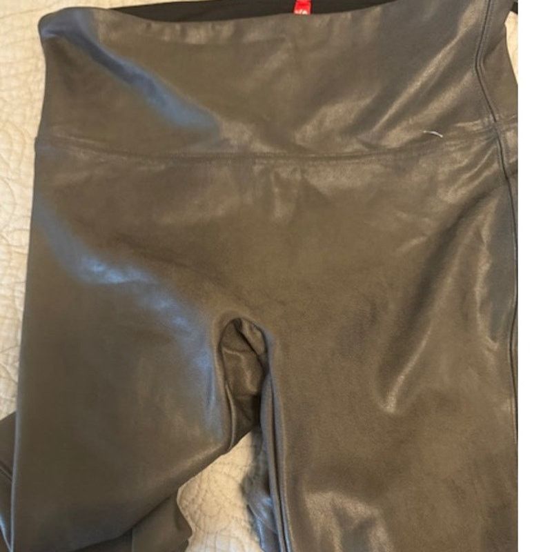 Spanx SPANX Faux Leather Gunmetal Ankle Hi Rise Size M NWOT Size 30" / US 8 / IT 44 - 2 Thumbnail