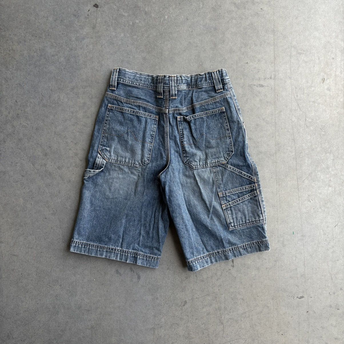 Urban Pipeline Vintage Y2K Urban Pipeline Size 29 Denim Jeans Shorts 18 Size US 29 - 8 Thumbnail