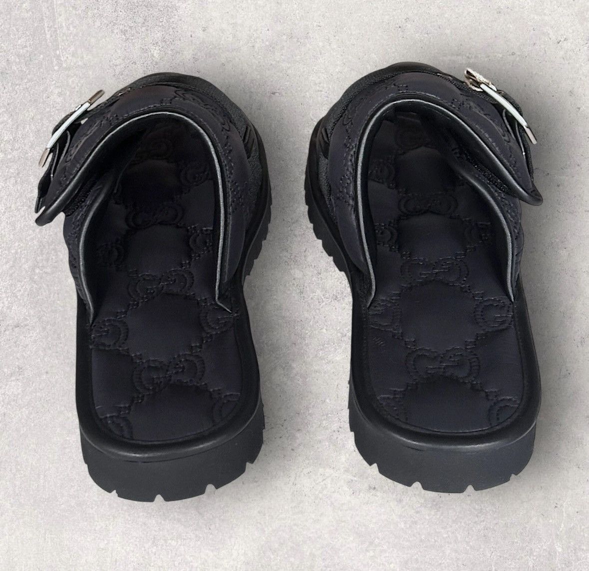 Gucci Gucci Monogram Padded Slides Size US 9 / EU 42 - 4 Thumbnail