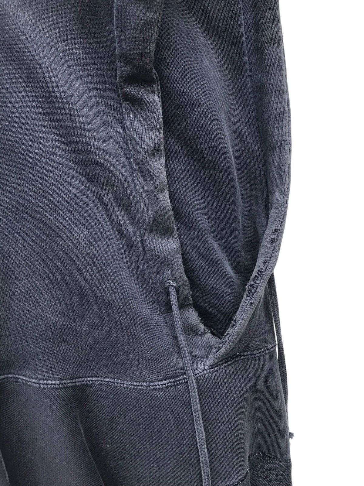 Champion Champion Thrashed Sun Faded Bleach Batch Distressed Hoodie Size US XL / EU 56 / 4 - 13 Thumbnail