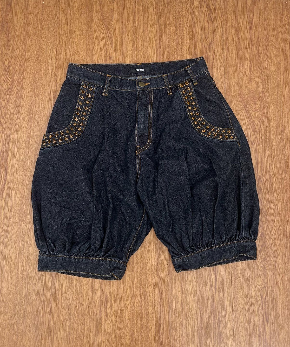 Ne-Net Ne-net by issey miyake baloon short pants Size US 30 / EU 46 - 1 Thumbnail