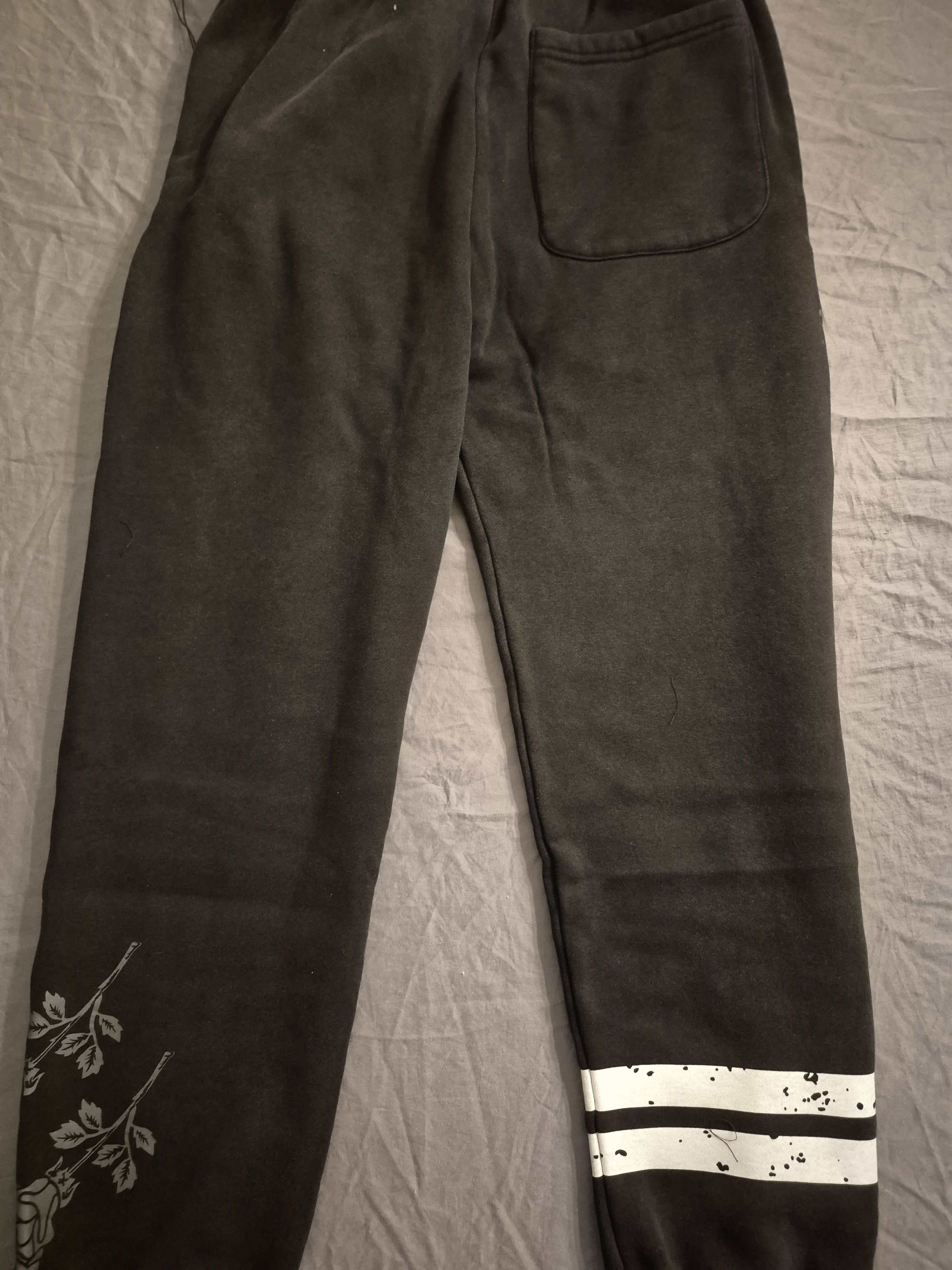 Civil Regime Civil Regime x Scooby Doo Collab Sweatpants Size Small Size US 30 / EU 46 - 3 Thumbnail