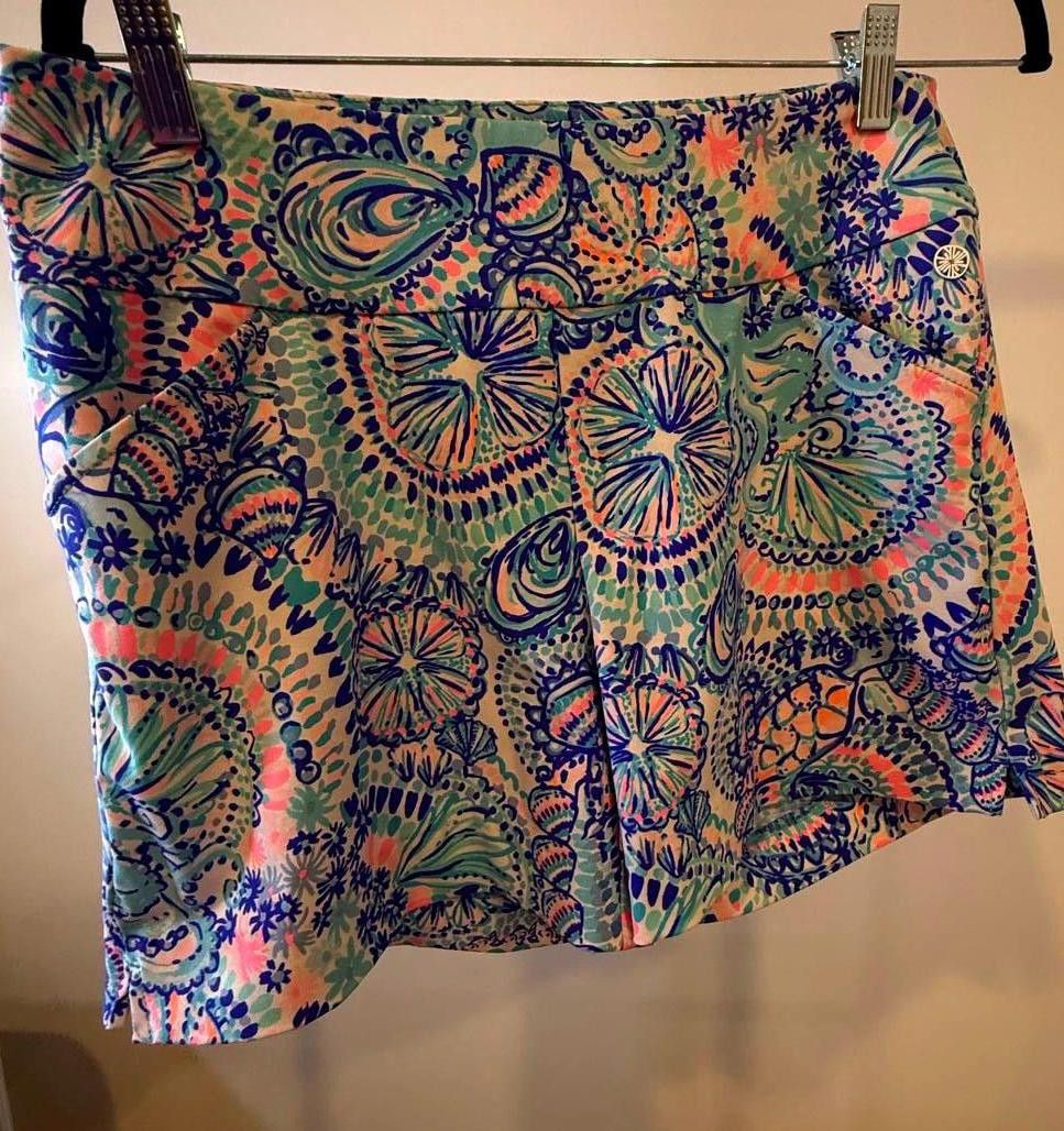 Designer Lilly Pulitzer Colorful Print Shorts - Size 8 Size 30" / US 8 / IT 44 - 1 Thumbnail