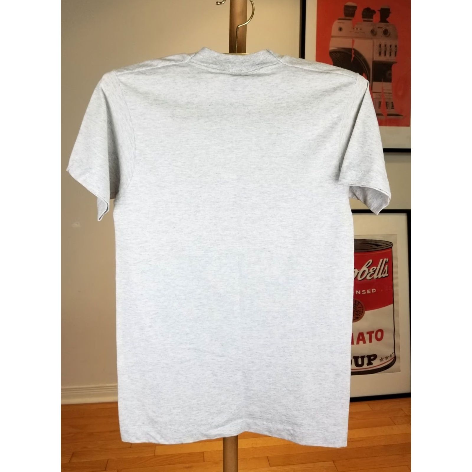 Vintage VINTAGE Unbranded 90's JET TRUCK SIGNED BOB MOTZ Gray T-SHIRT SZ SMALL Size US S / EU 44-46 / 1 - 5 Thumbnail