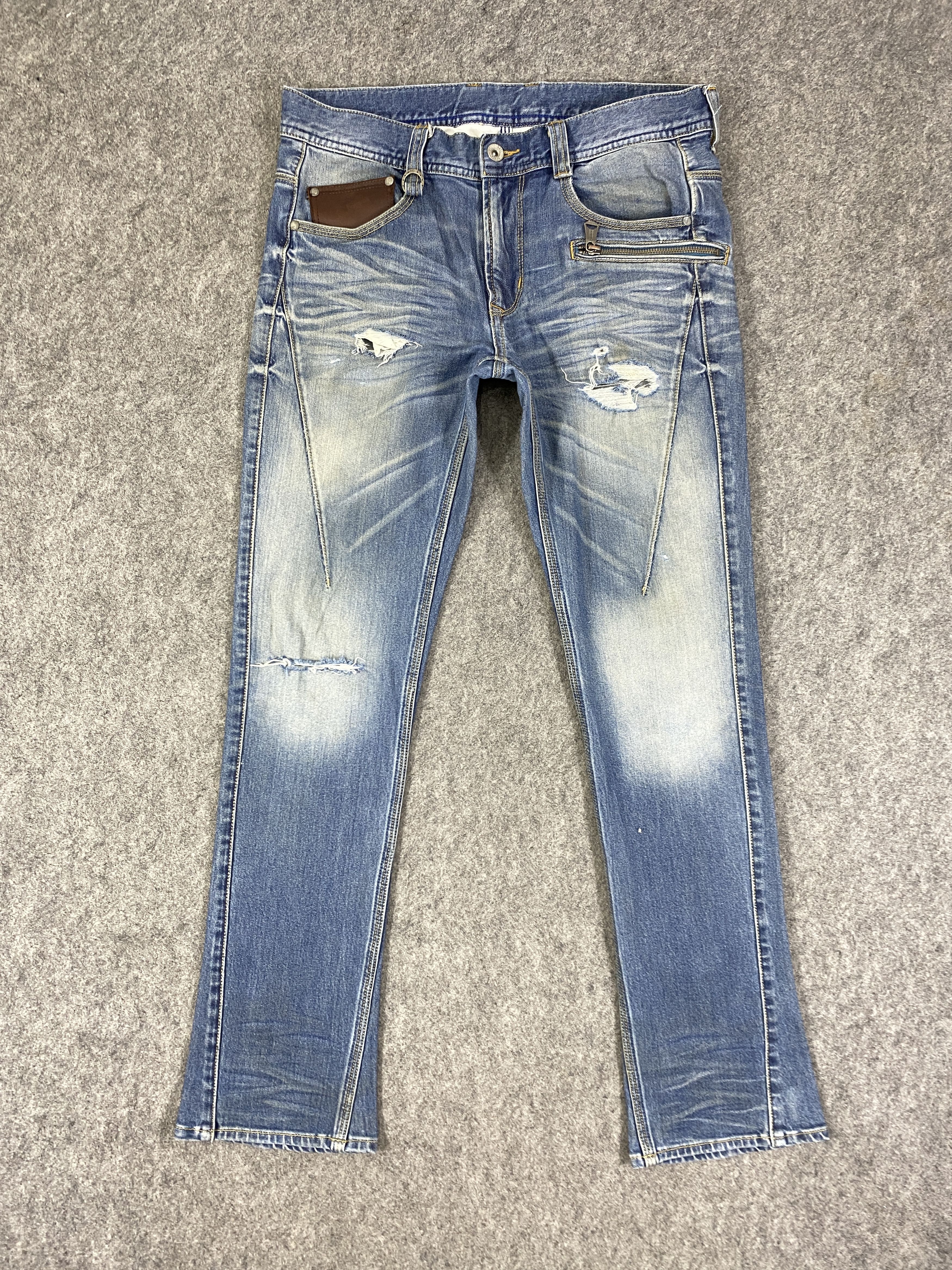 image of Hype Faded Blue Vintage Nicole Jeans 32X29 Denim- Jn3264, Men's