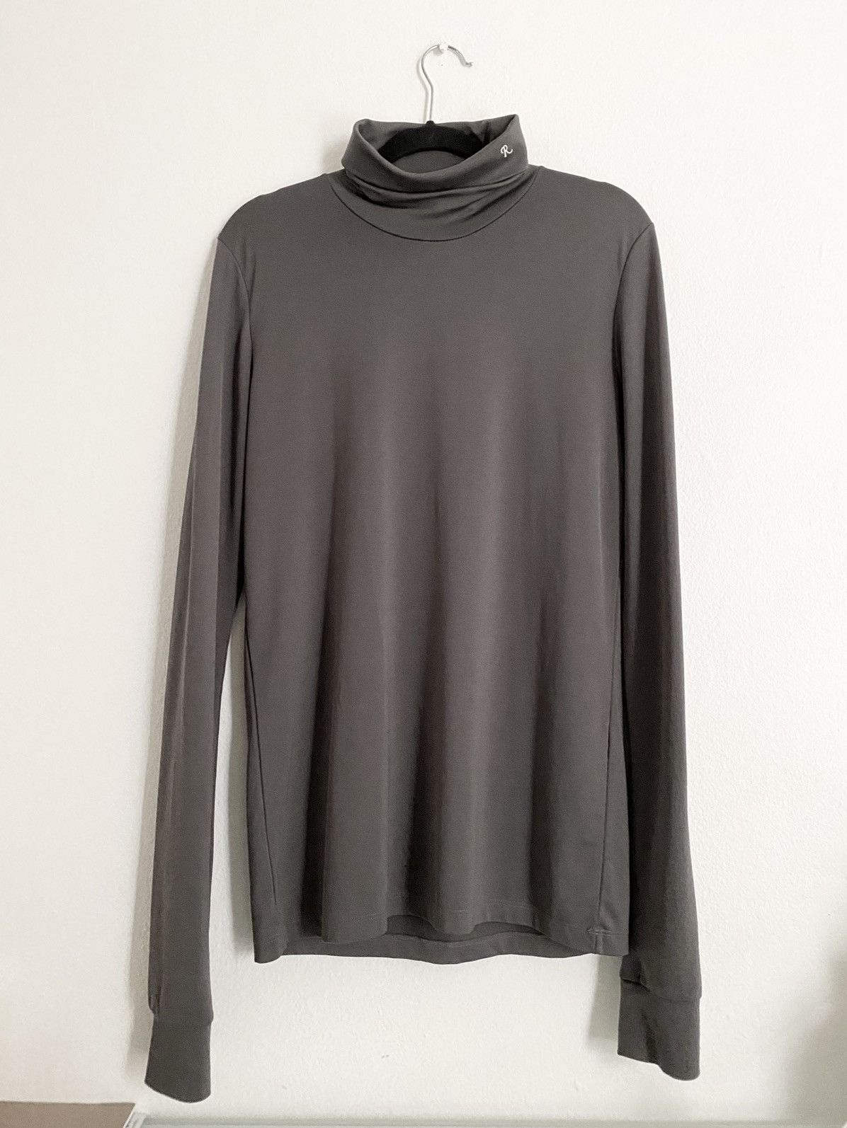 Raf Simons Raf Simons Archive AW06 Classic R Logo Grey Turtleneck | Grailed