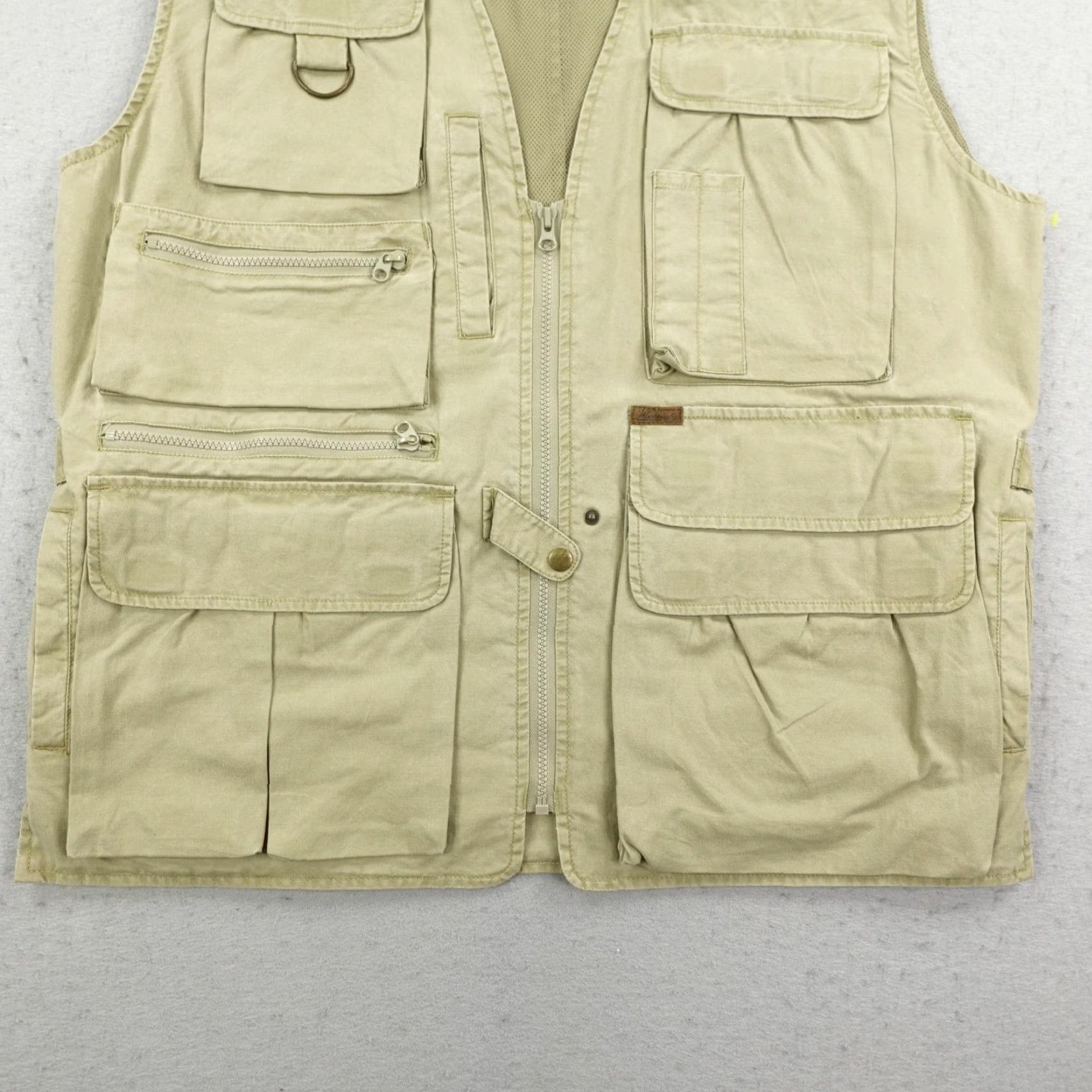 Vintage VINTAGE Woolrich Vest Jacket Quilted Woolrich Mens XL Khaki Beige Zip Pockets Full Zip Travel Workwear 80s 90s Mens Size US XL / EU 56 / 4 - 3 Thumbnail