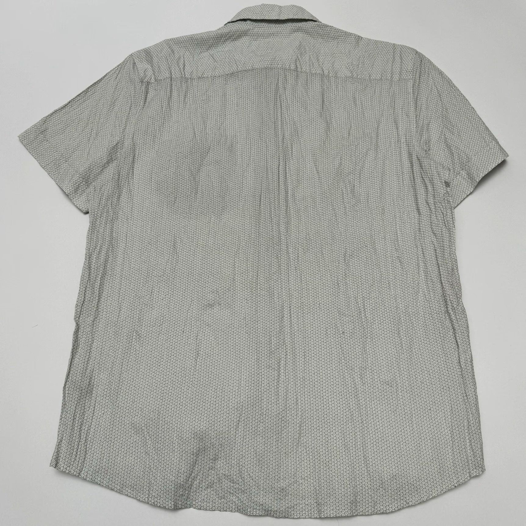 Juicy Couture Juicy Couture Mens Large Short Sleeve Button Up White Dotted Grid T Shirt Size US L / EU 52-54 / 3 - 7 Thumbnail