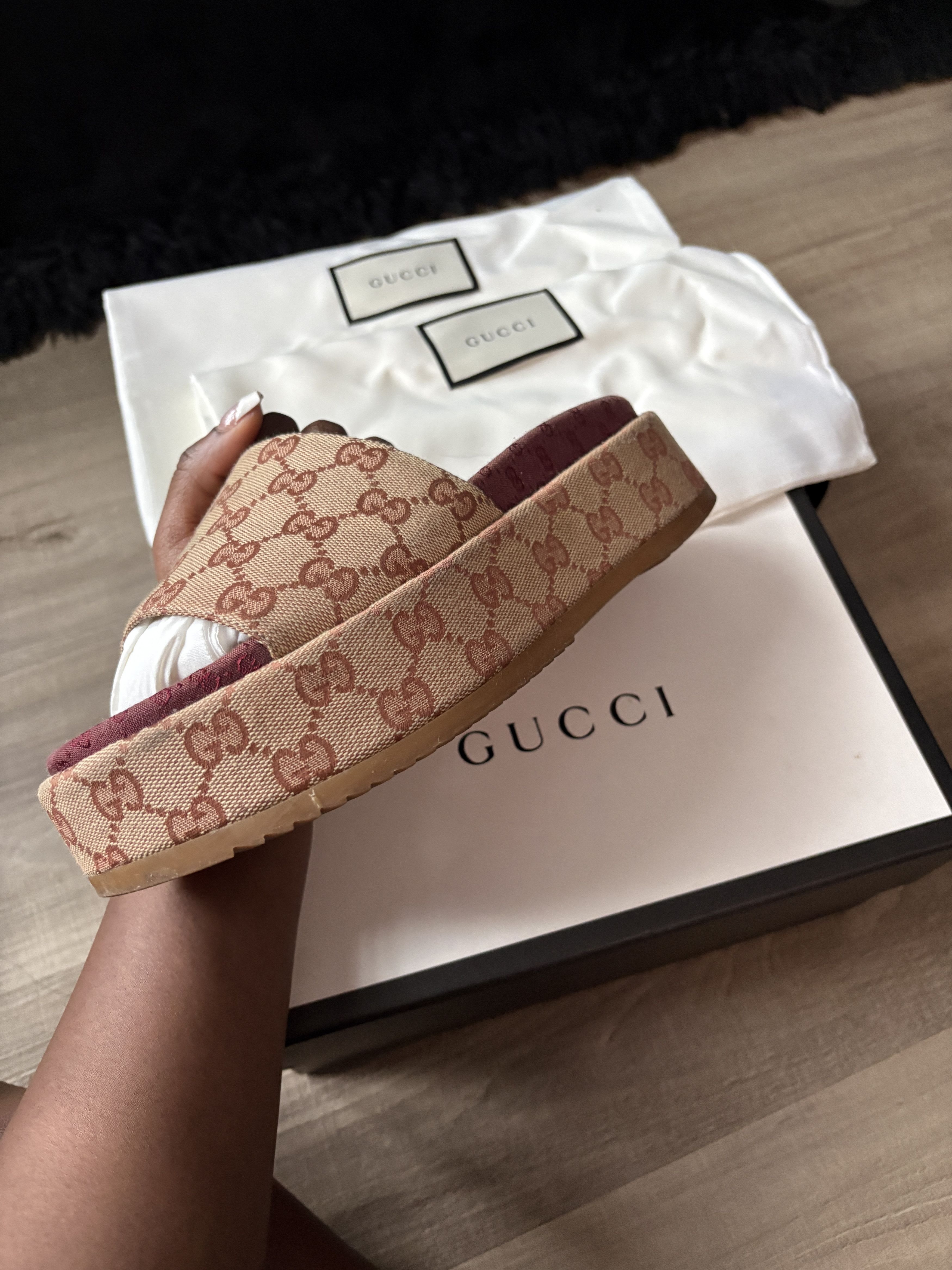 Gucci Gucci GG Supreme Monogram Platform Sandal Size US 7.5 / IT 37.5 - 7 Thumbnail