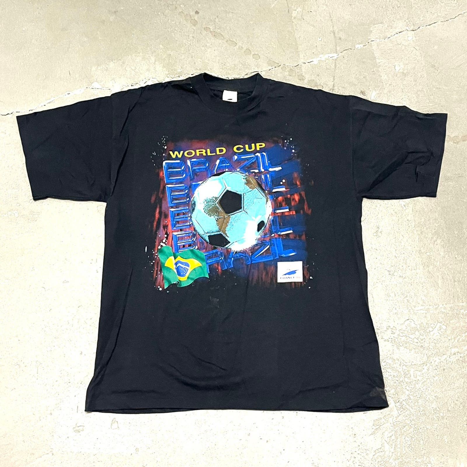 Vintage Vintage 1998 World Cup Brazil Graphic Tshirt XL Size US XL / EU 56 / 4 - 1 Thumbnail