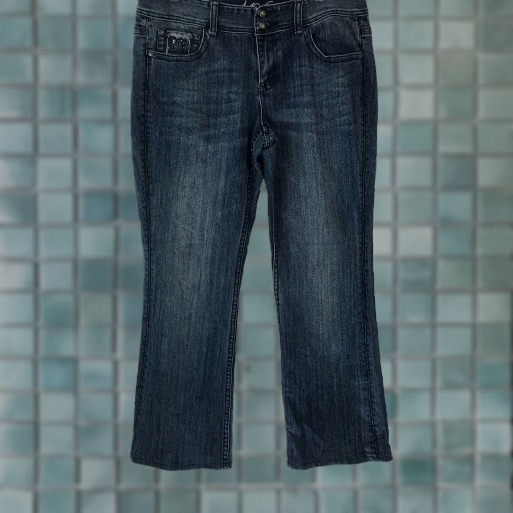 Vintage INC International Concepts Boot Leg Jeans Womens 32x29 Blue Denim 10 Regular Boot Leg 5-Pocket Design ZipButton BeltLoops Dark Wash Distressed No N/A Size 32" / US 10 / IT 46 - 1 Thumbnail