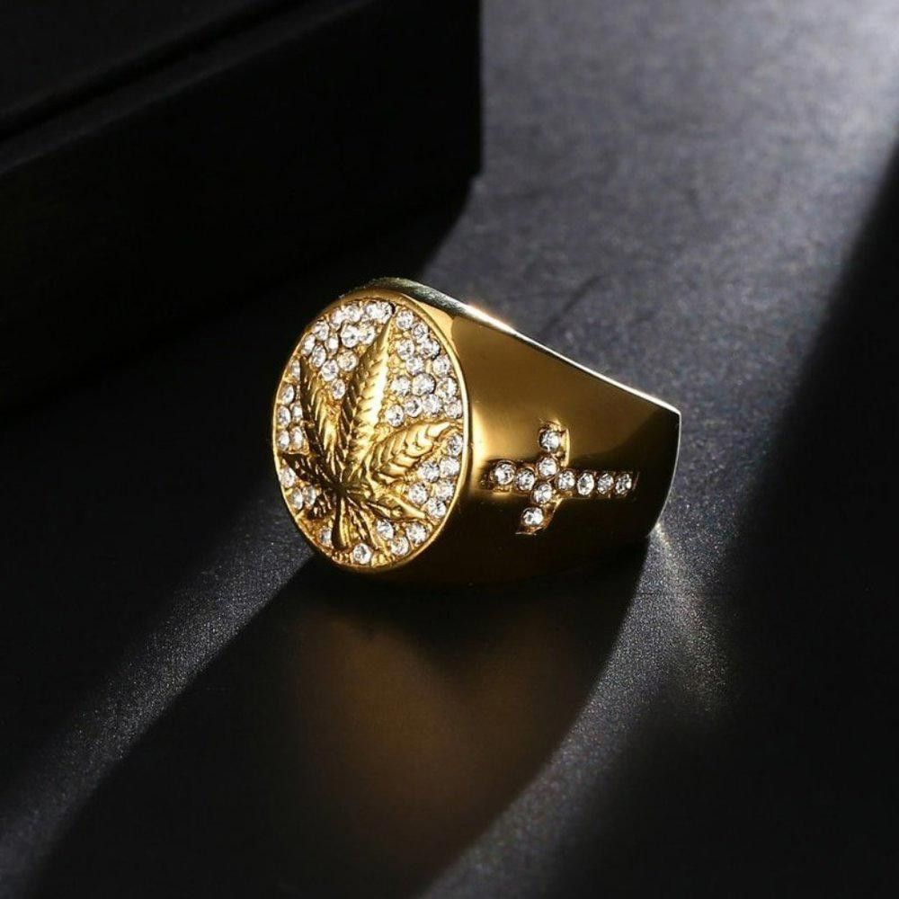 Designer Round Cross Maple Leaf Gold Signet Ring - Size 7 Size ONE SIZE - 3 Thumbnail