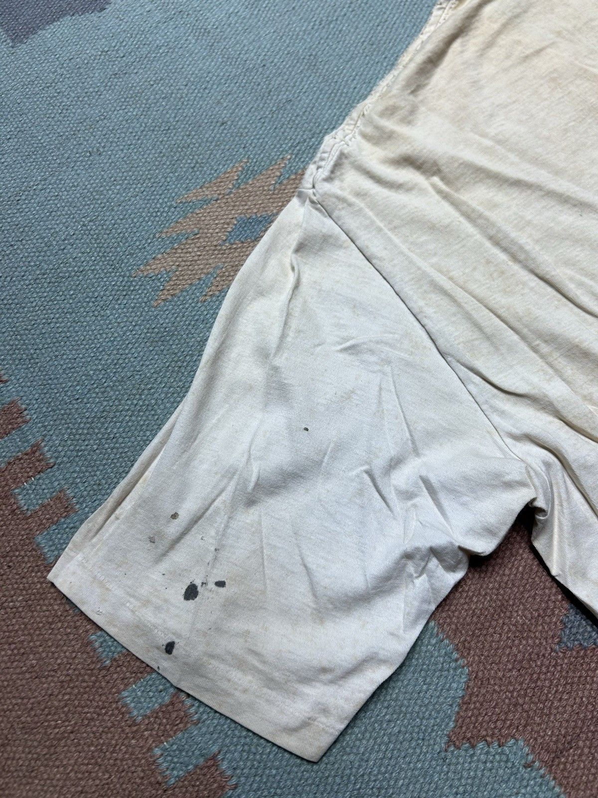 Vintage Vtg 80s blank white t shirt v neck worn soft cotton adult XL Size US XL / EU 56 / 4 - 12 Thumbnail