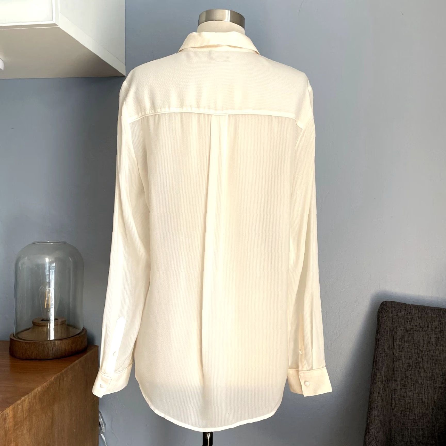 Vintage Baldwin Blouse Shirt Cupro Textured Stripe Button Front M Ivory Womens Size M / US 6-8 / IT 42-44 - 4 Thumbnail