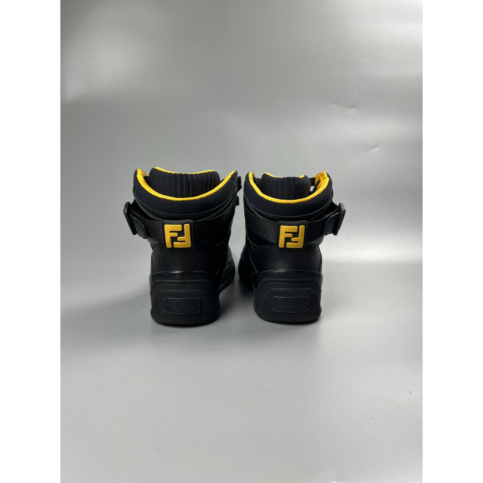 Fendi Fendi Roma Hi Top Leather Sneakers (Y0883) Size US 8 / EU 41 - 6 Thumbnail